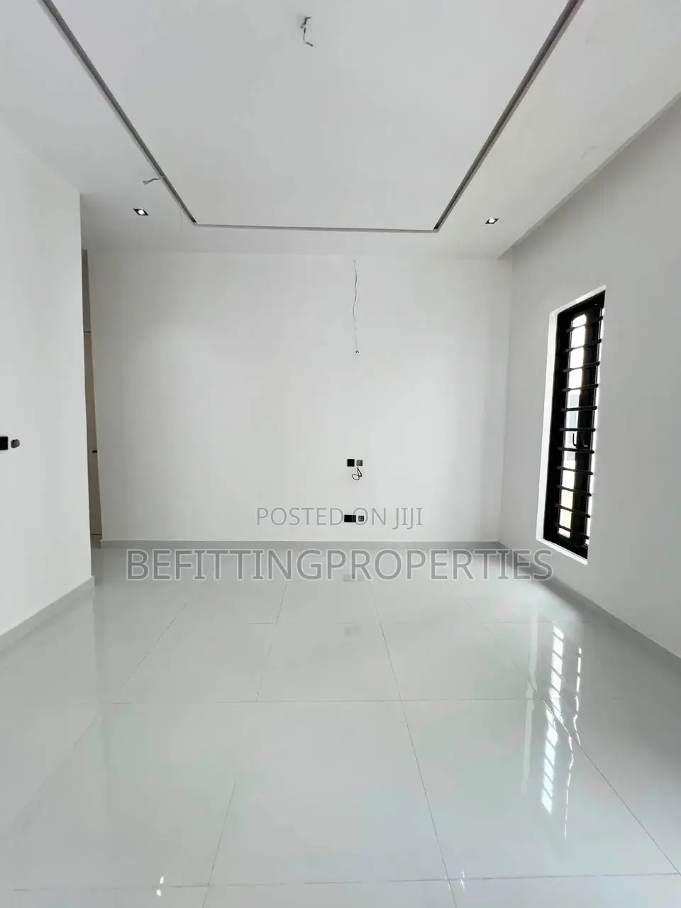 5bdrm Duplex in Lekki for sale