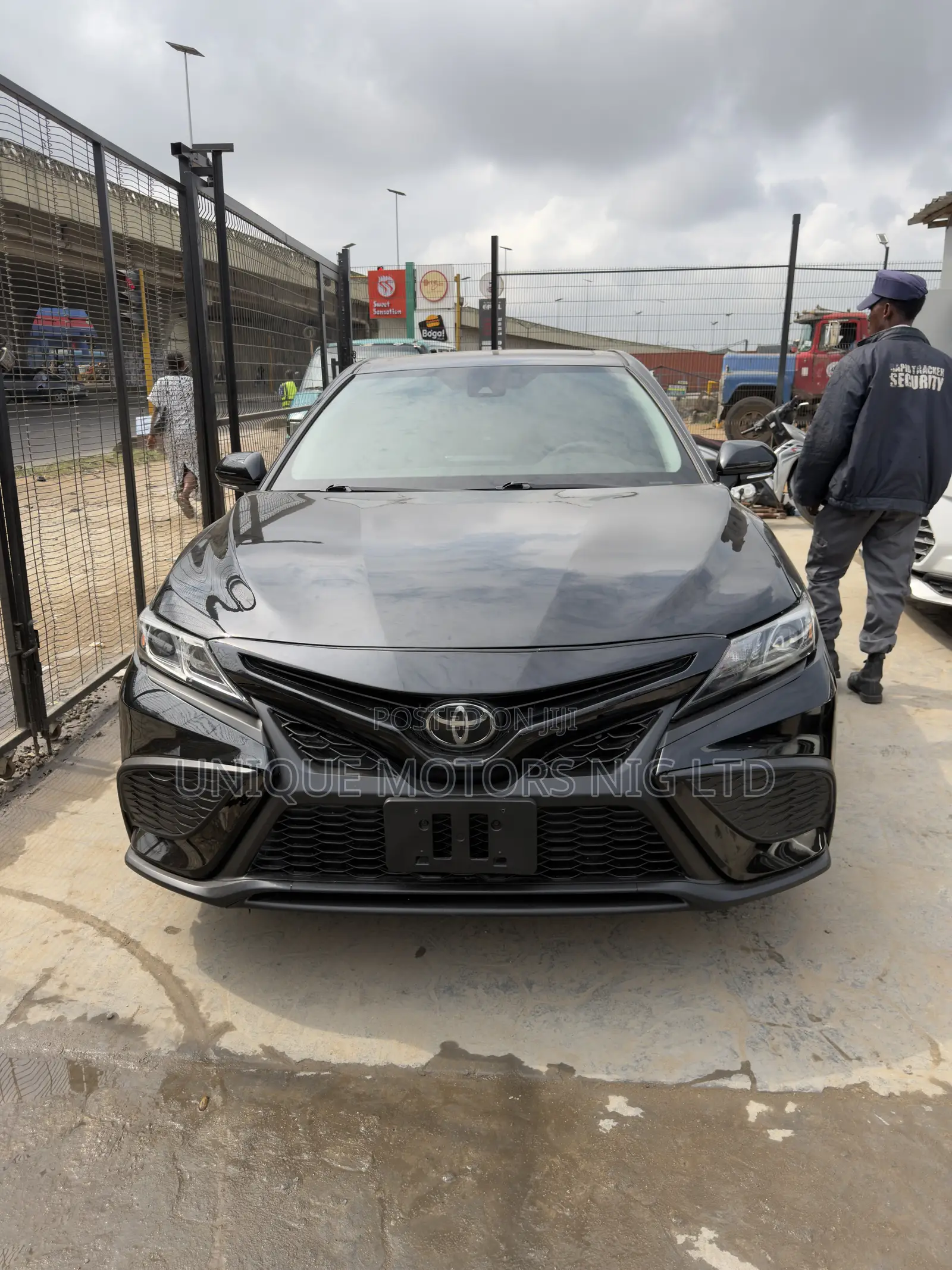 Toyota Camry 2022 Black