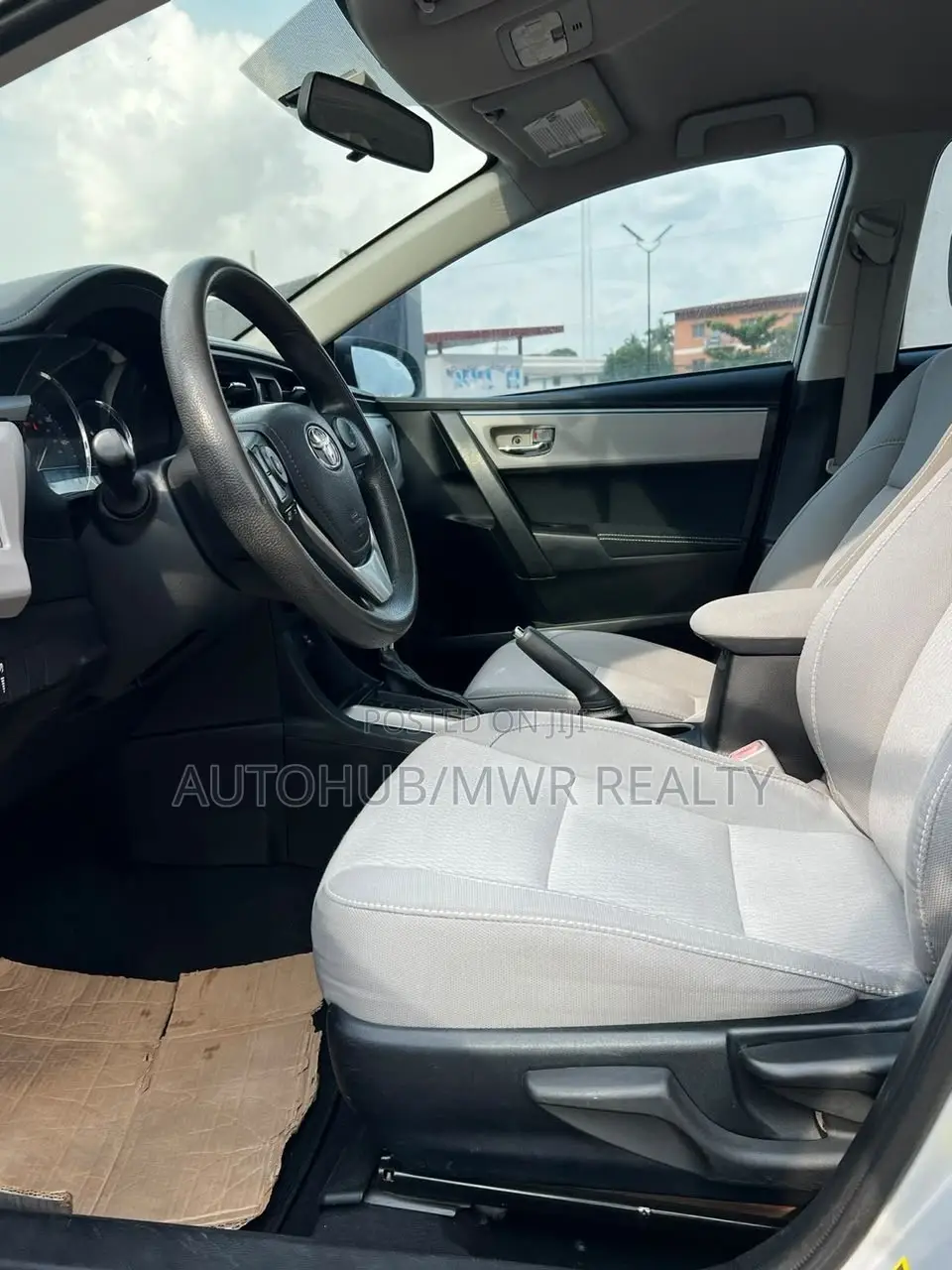 Toyota Corolla 2015 Silver