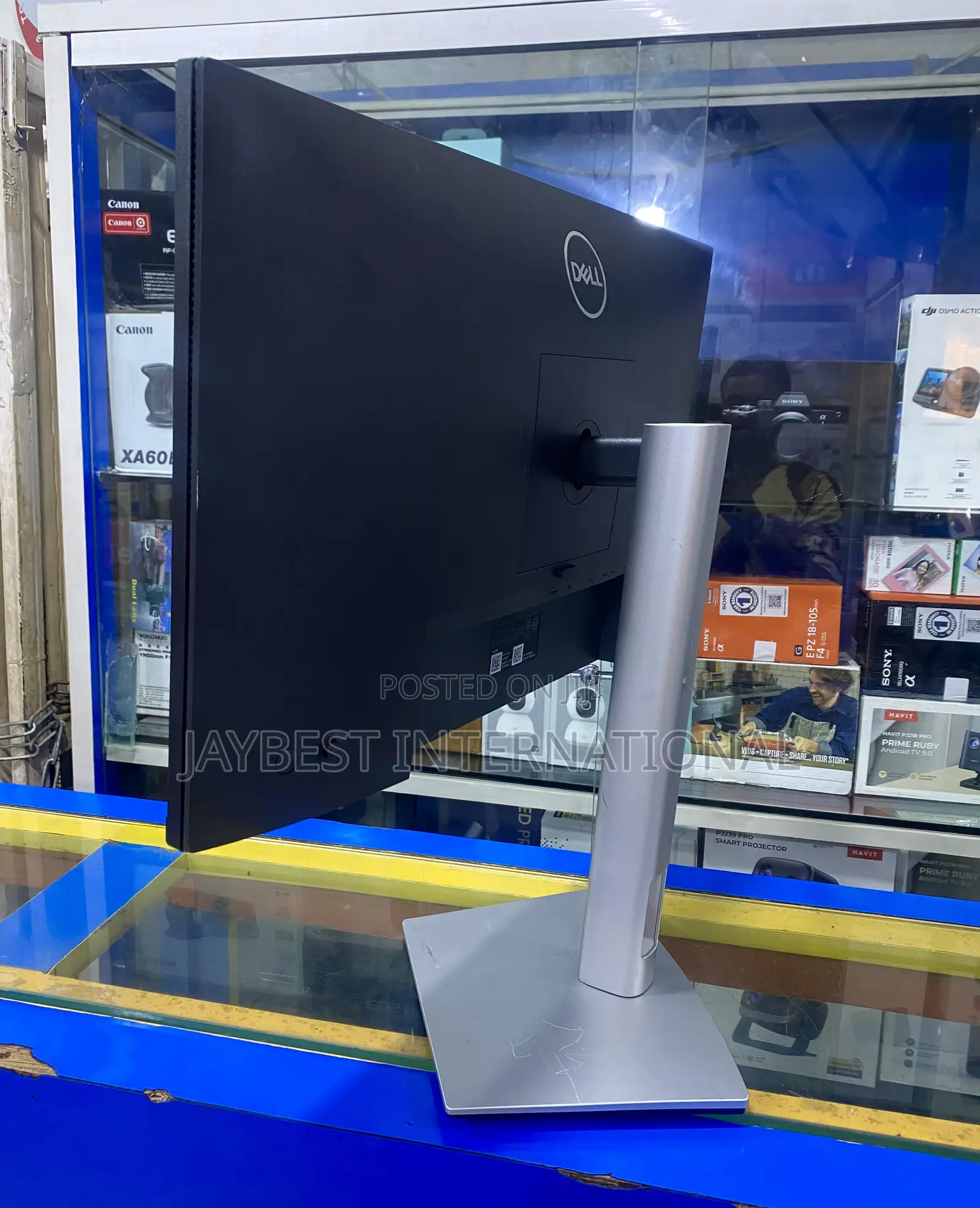 Dell 24 Monitor - P2422H - Full HD 1080p, IPS Technology