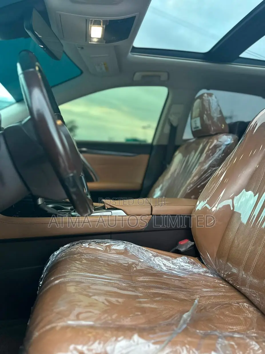 Lexus RX 350 AWD 2017 Gold