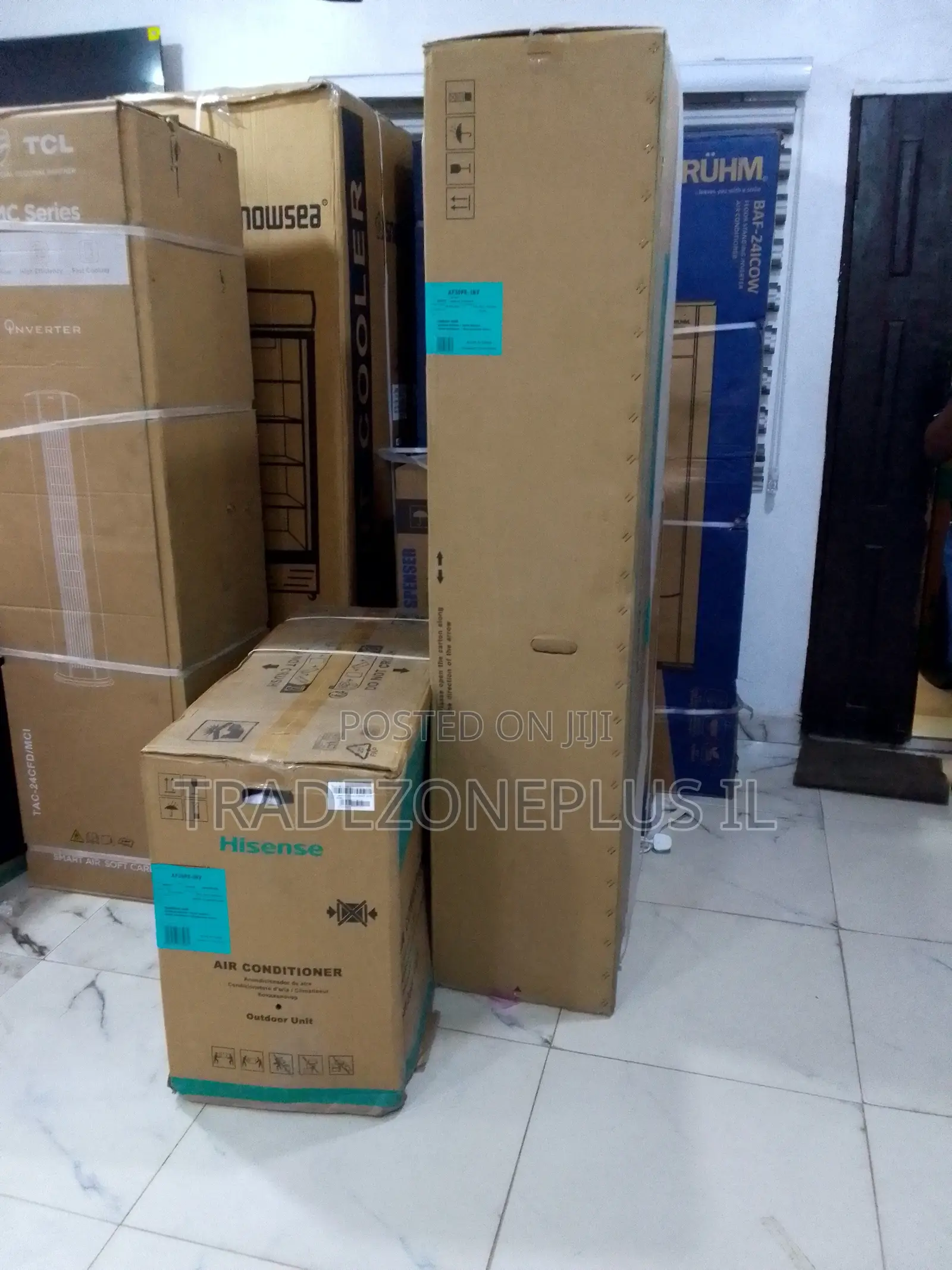 Hisense 3.0HP Inverter Floor Standing AC Maintains Freshness Around Re