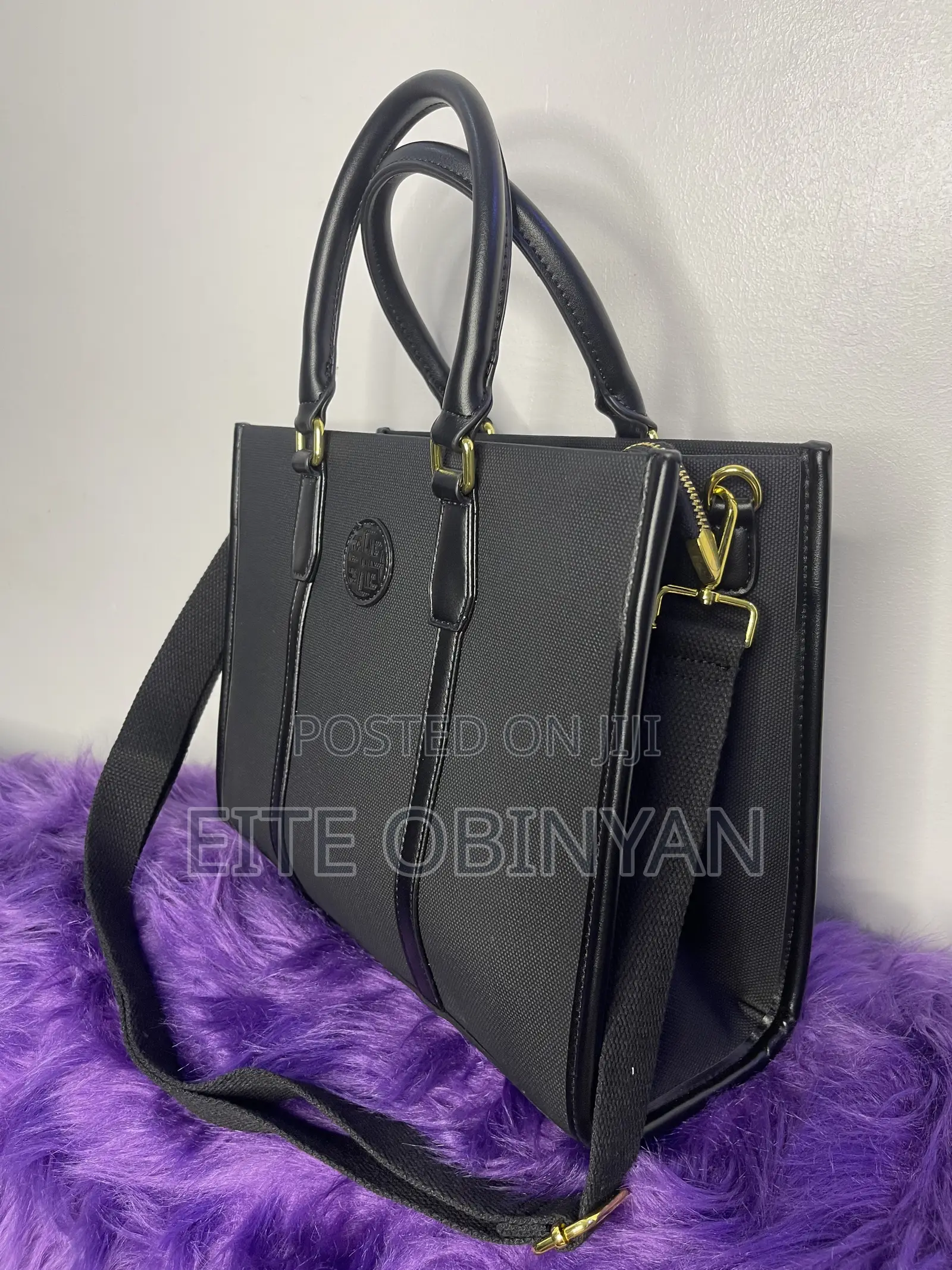 Designer Quality Ladies Bag.