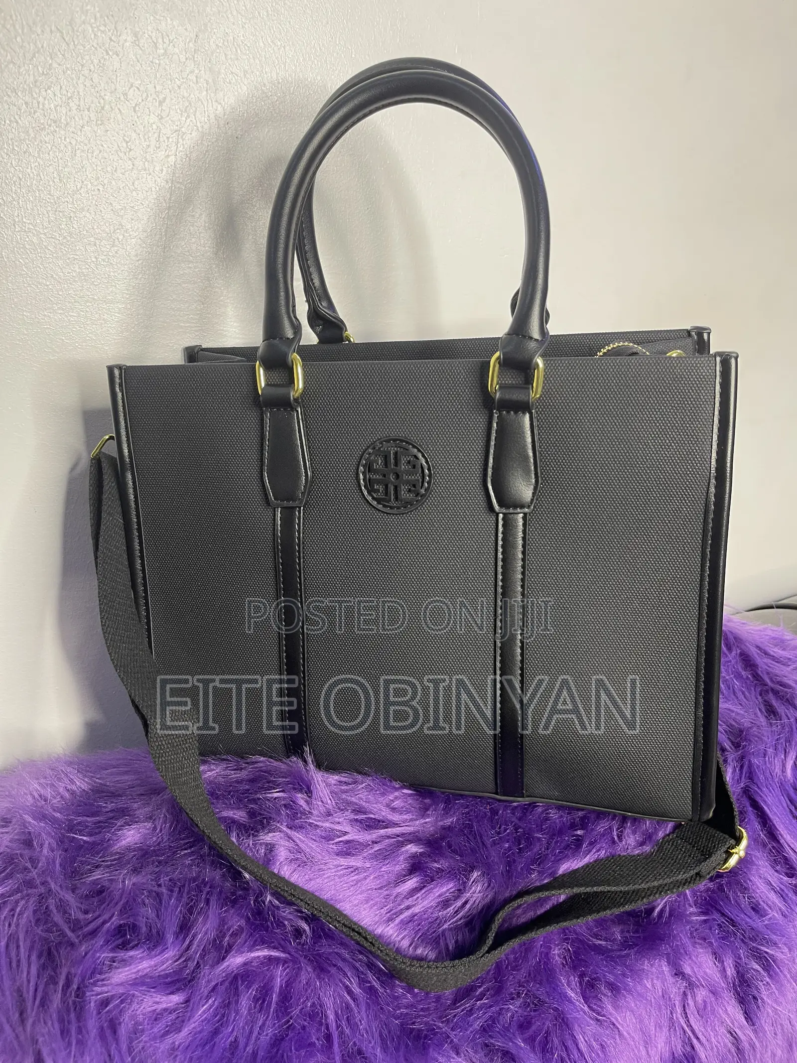 Designer Quality Ladies Bag.