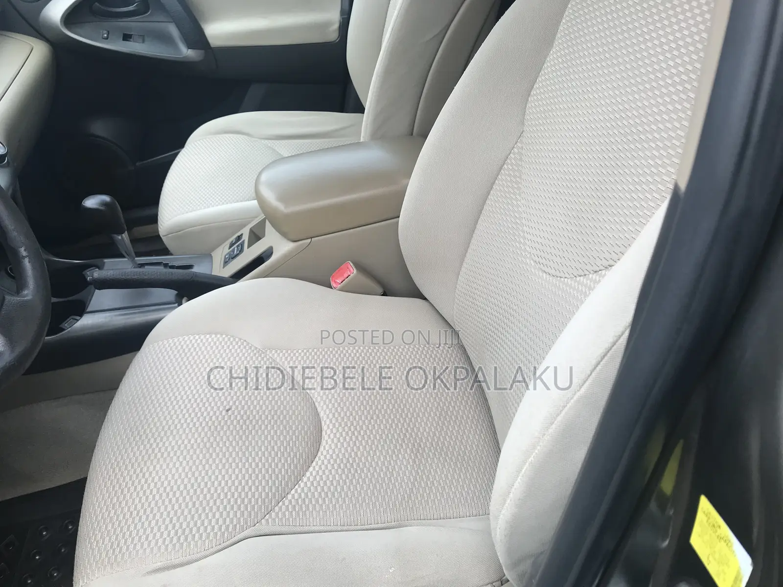 Toyota RAV4 2010