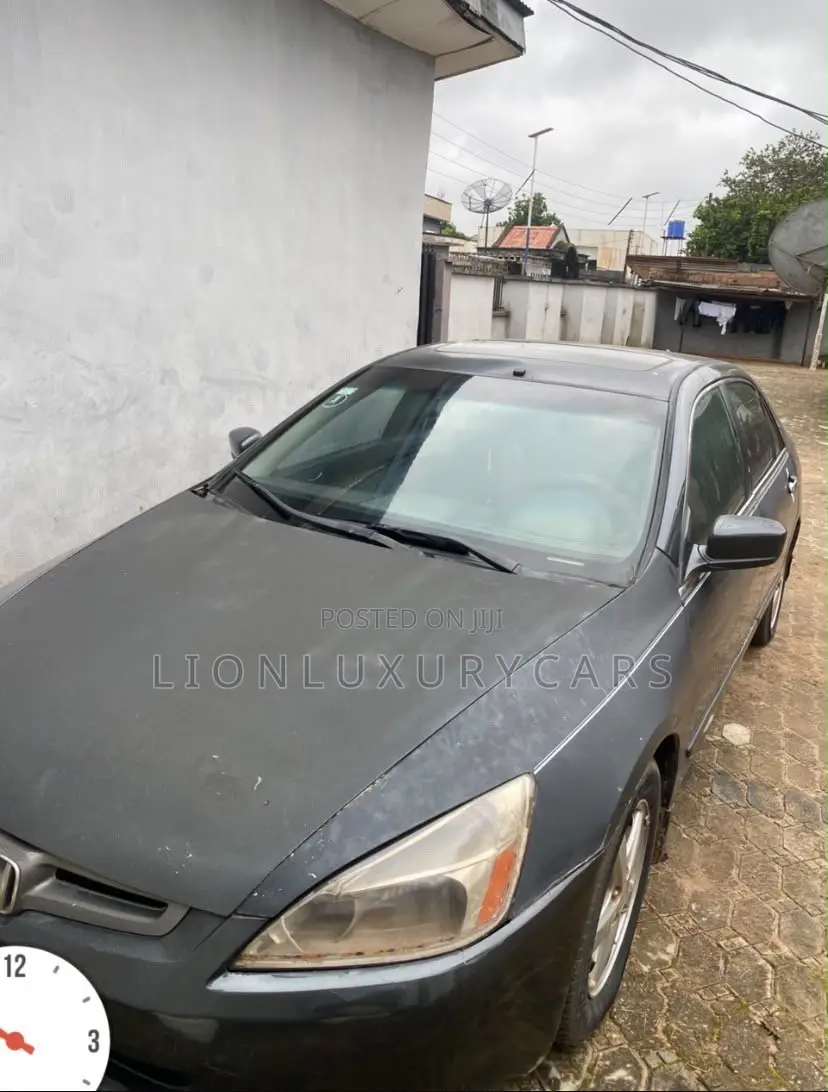 Honda Accord 2005 Black
