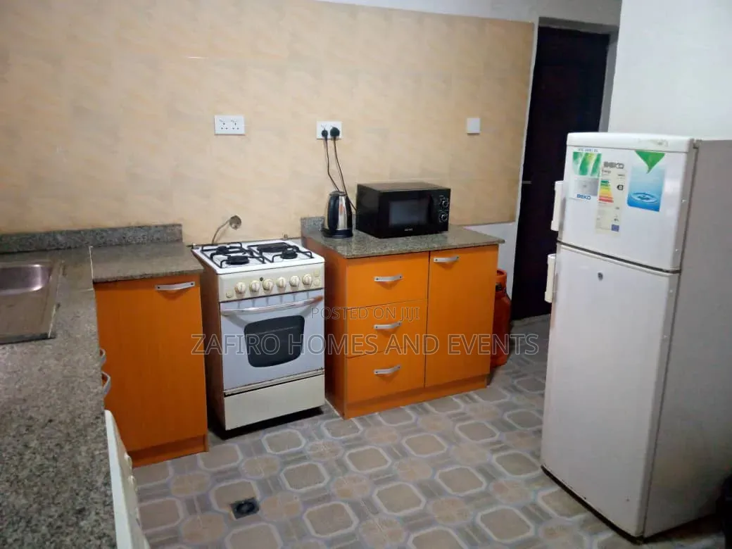 Furnished 2bdrm Bungalow in Jembewon Road Near, Jericho for sale