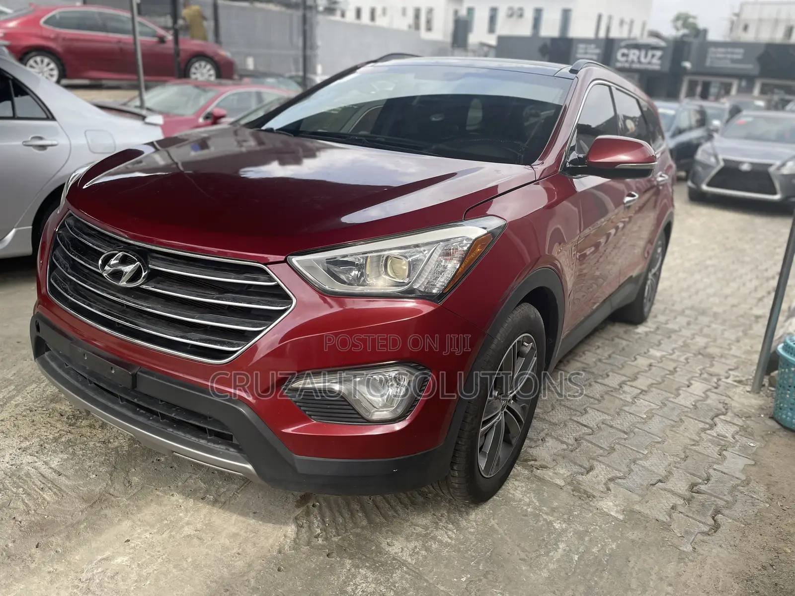 Hyundai Santa Fe 2014 Red