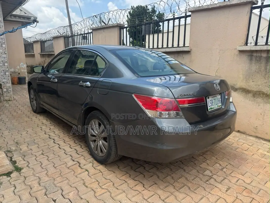 Honda Accord 2012 Gray