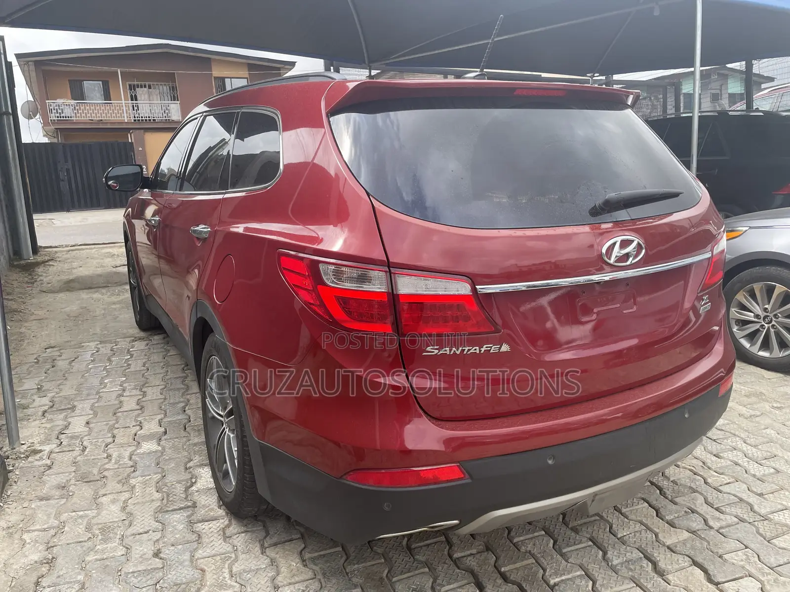 Hyundai Santa Fe 2014 Red