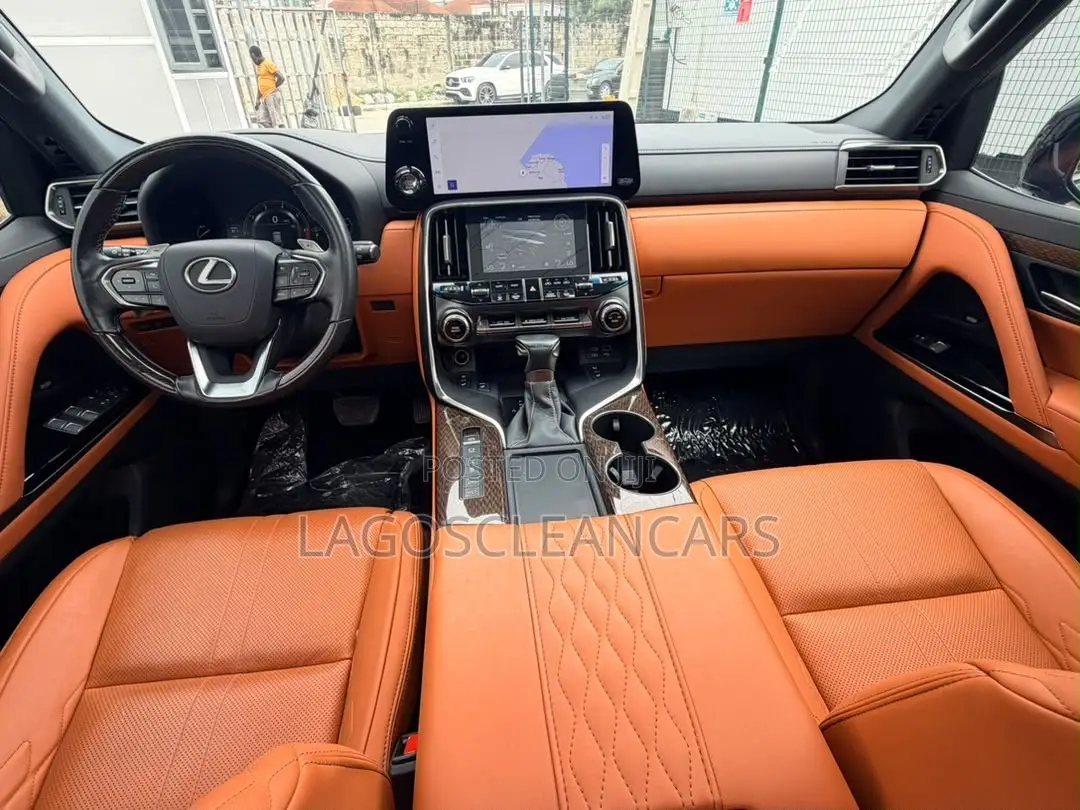 Lexus LX 600 2023 Black