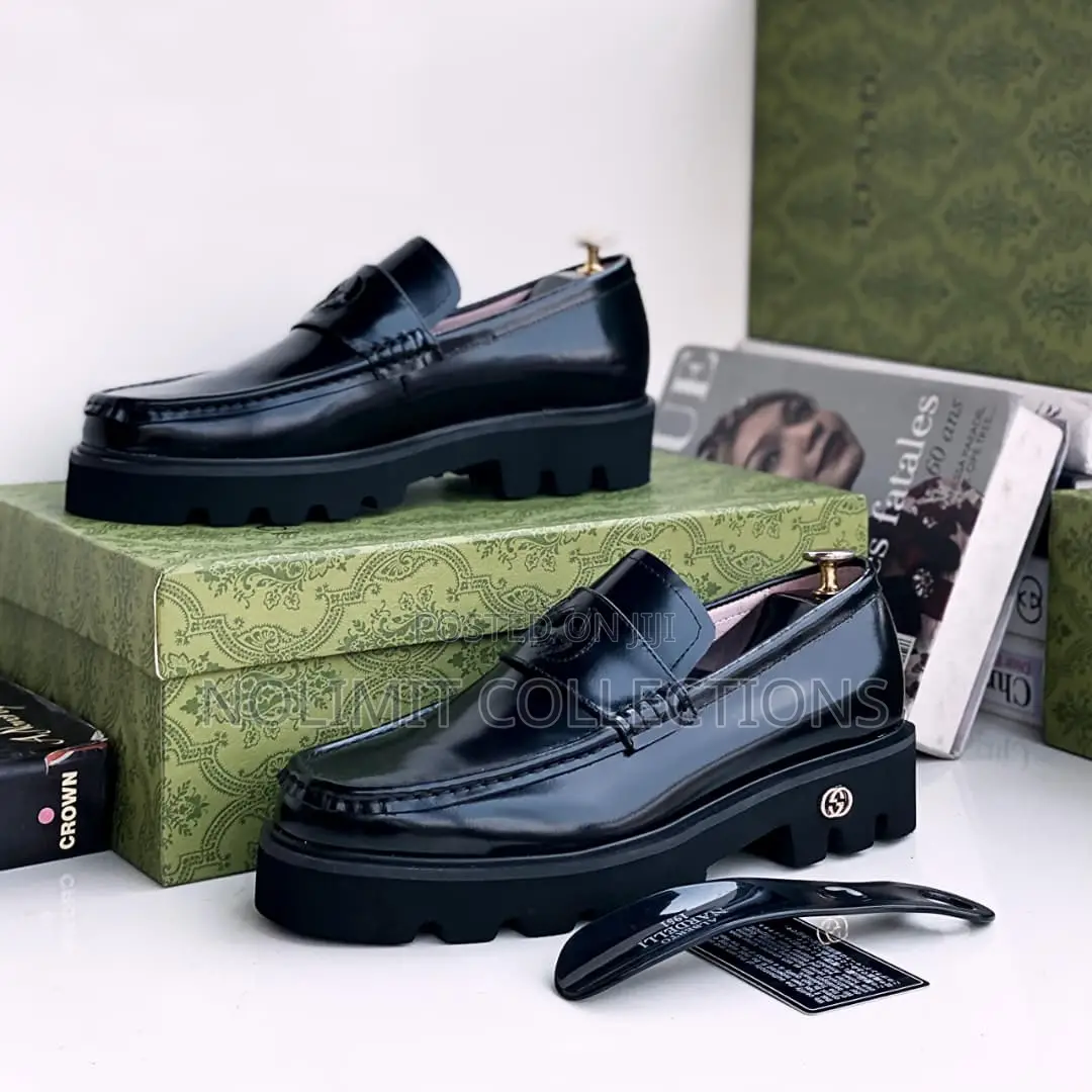 Gucci Men's Leather Loafers With Chunky Black Soles