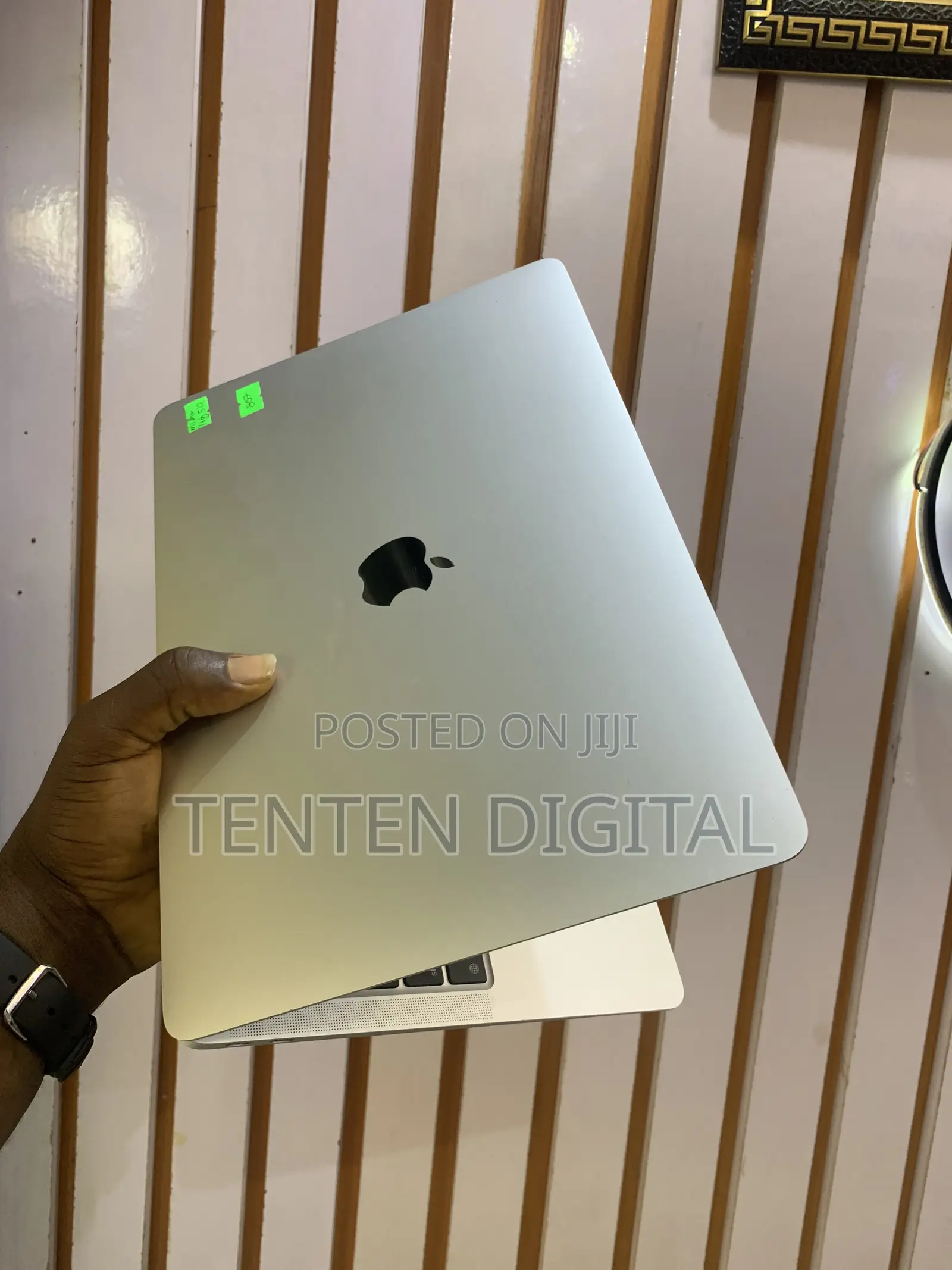 Laptop Apple MacBook Air 2020 M1 16GB Apple M1 SSD 512GB