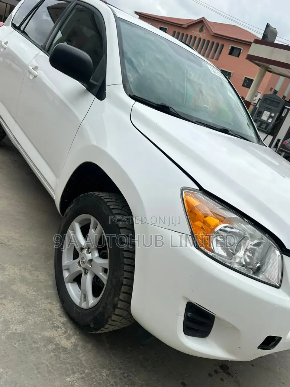 Toyota RAV4 2.5 2012 White