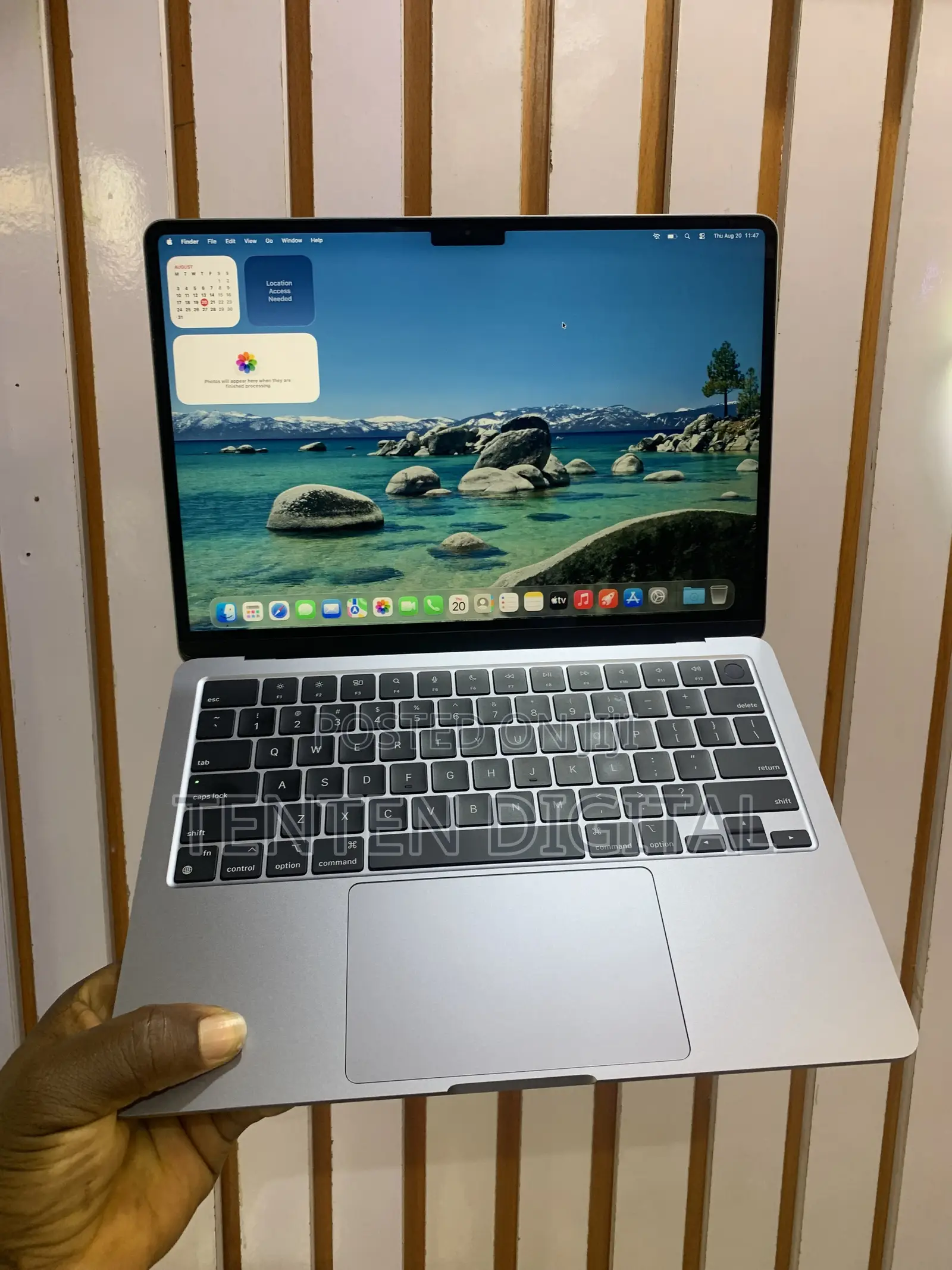 Laptop Apple MacBook Air 2022 M2 16GB Apple M2 SSD 512GB