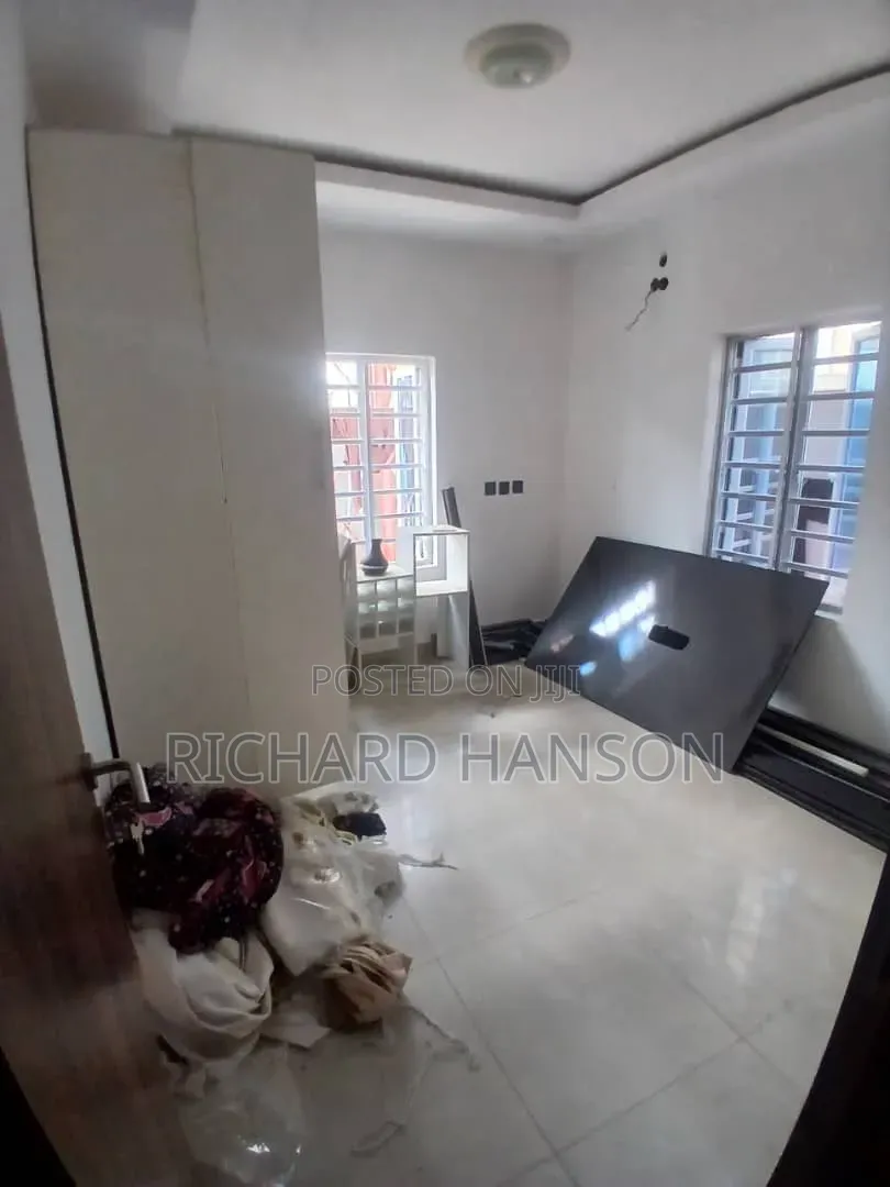 2bdrm Shared Apartment in Good/New, Sangotedo for rent