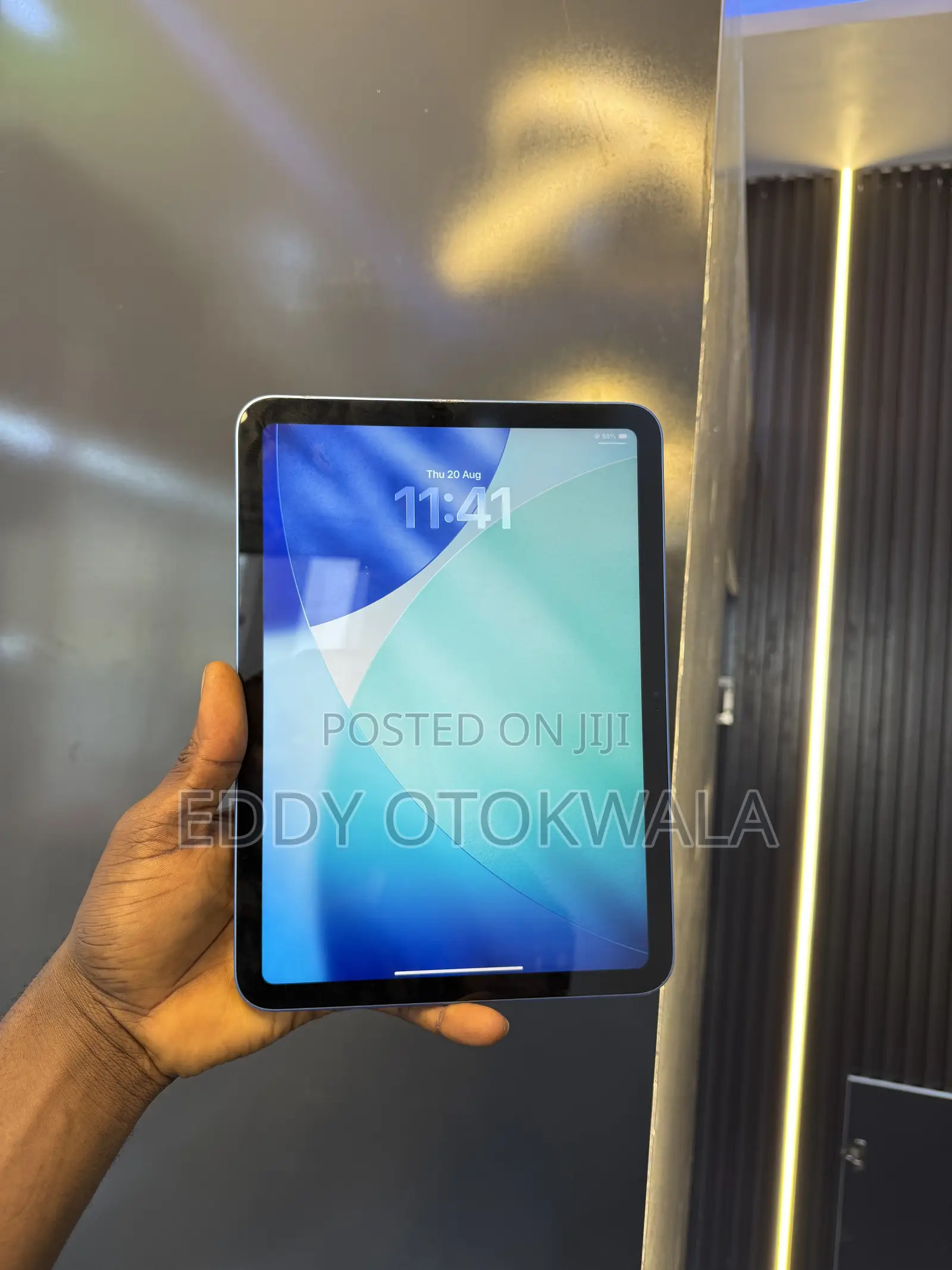 New Apple iPad (2022) 64 GB Blue