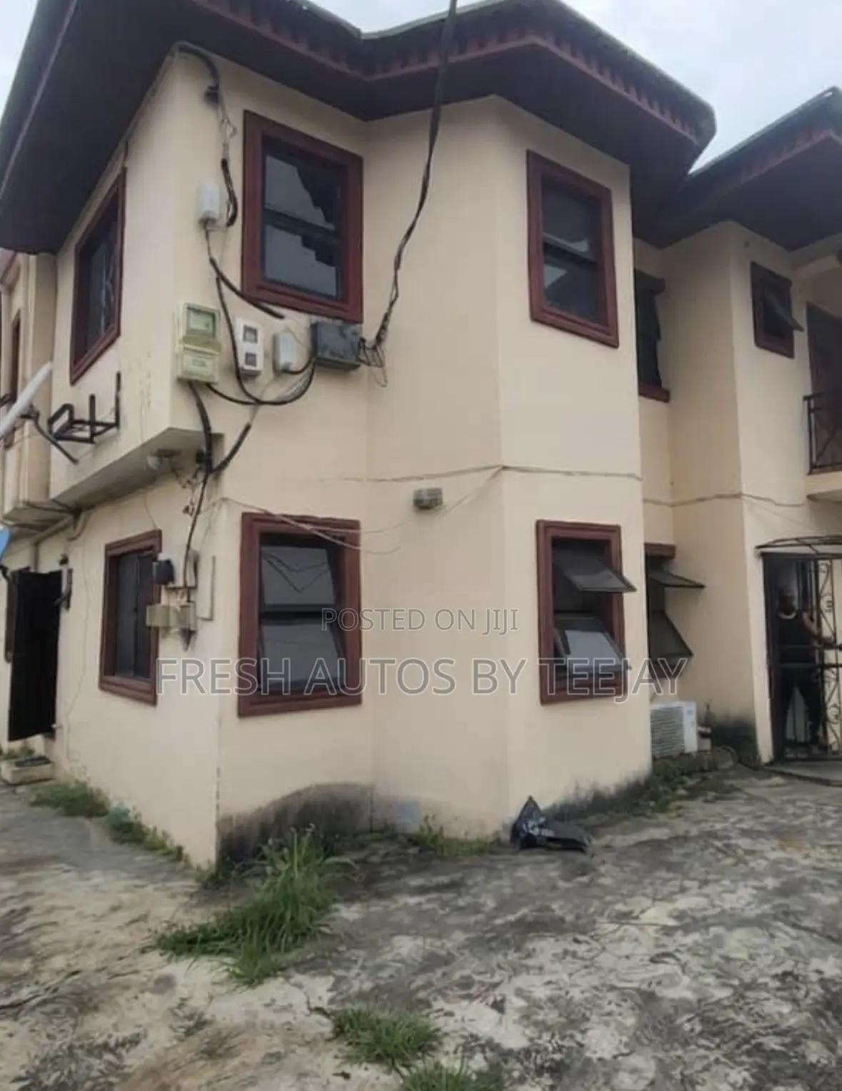 Furnished 5bdrm Duplex in Omole Phase2 Estate for sale