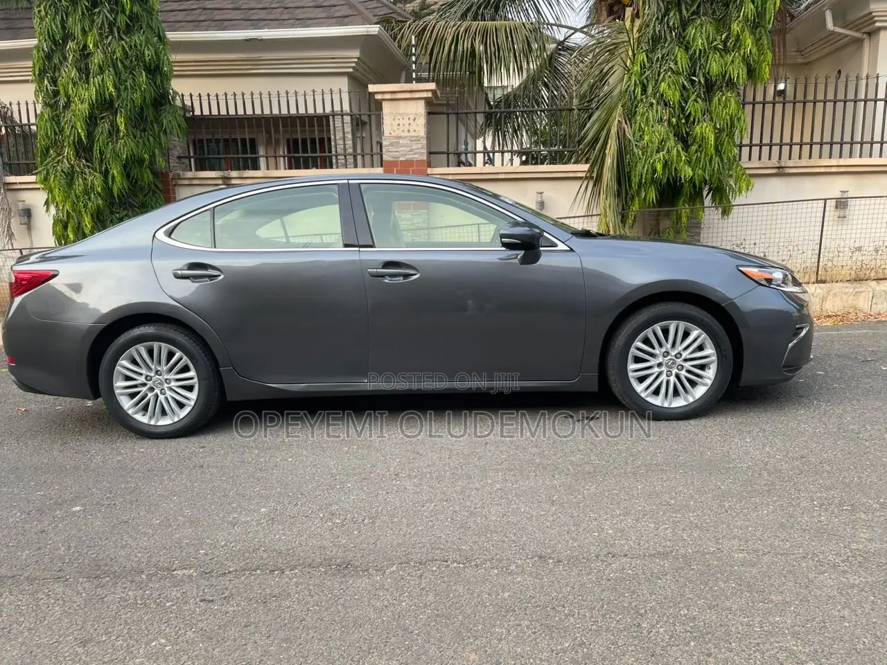 Lexus ES 350 FWD 2014 Gray