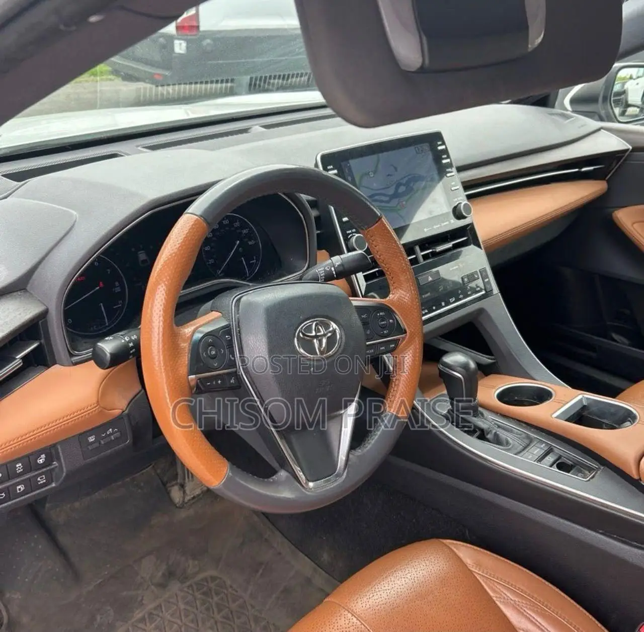 Toyota Avalon Limited FWD Sedan (3.5L V6 8A) 2019 White