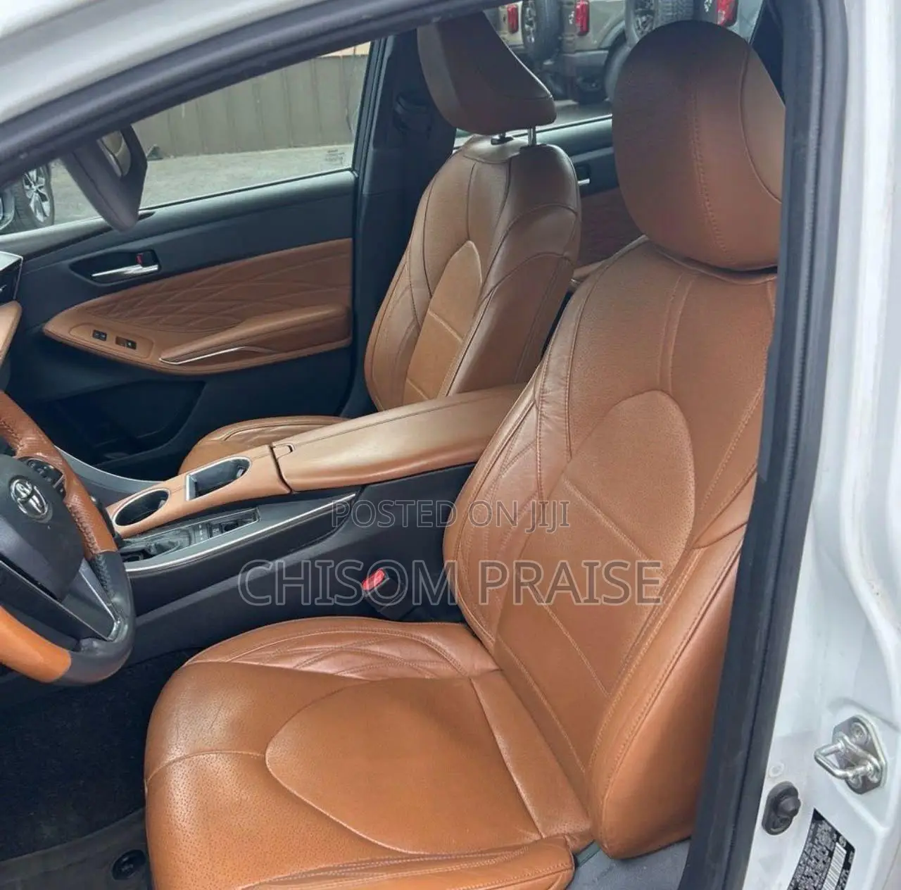 Toyota Avalon Limited FWD Sedan (3.5L V6 8A) 2019 White