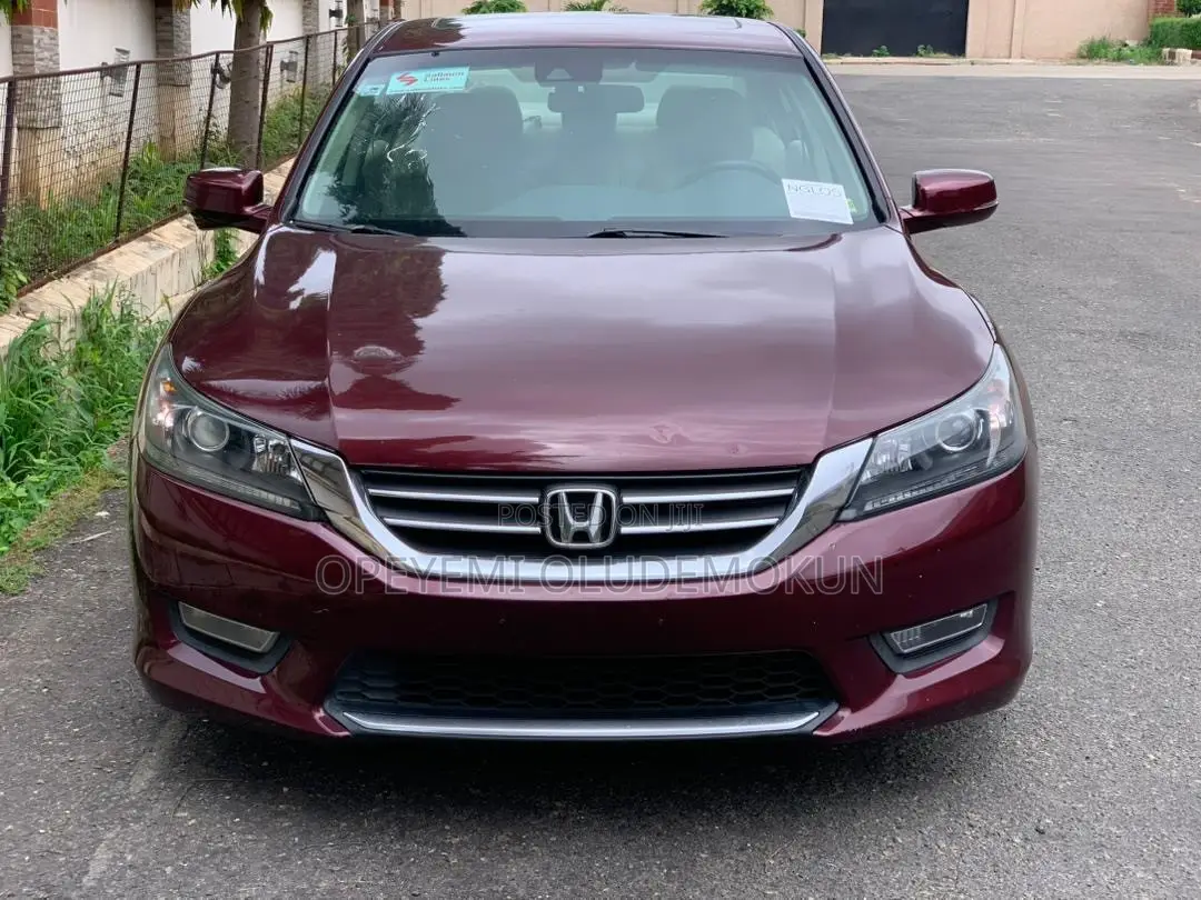 Honda Accord EX 4dr Sedan FWD (2.4L 4cyl 2A) 2013 Maroon