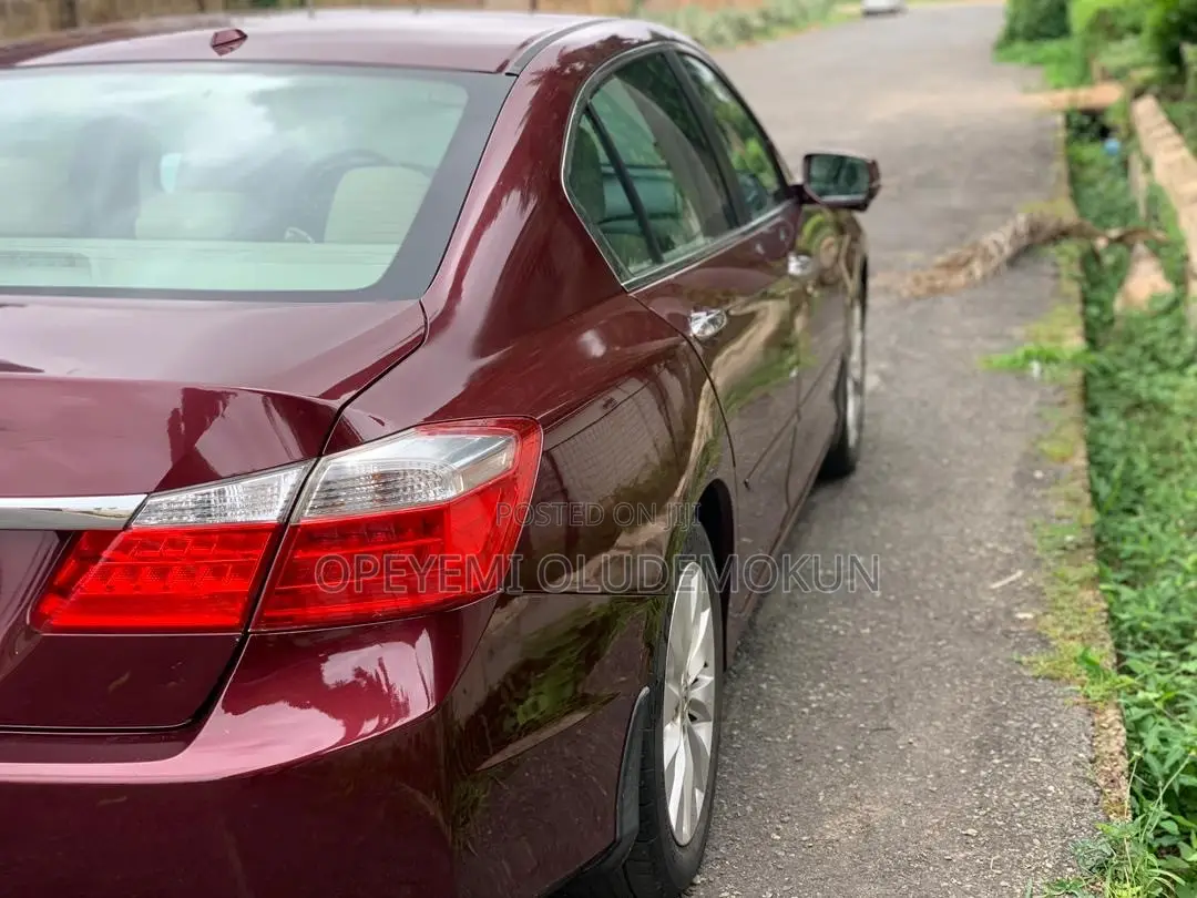 Honda Accord EX 4dr Sedan FWD (2.4L 4cyl 2A) 2013 Maroon