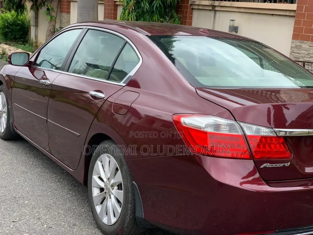 Honda Accord EX 4dr Sedan FWD (2.4L 4cyl 2A) 2013 Maroon