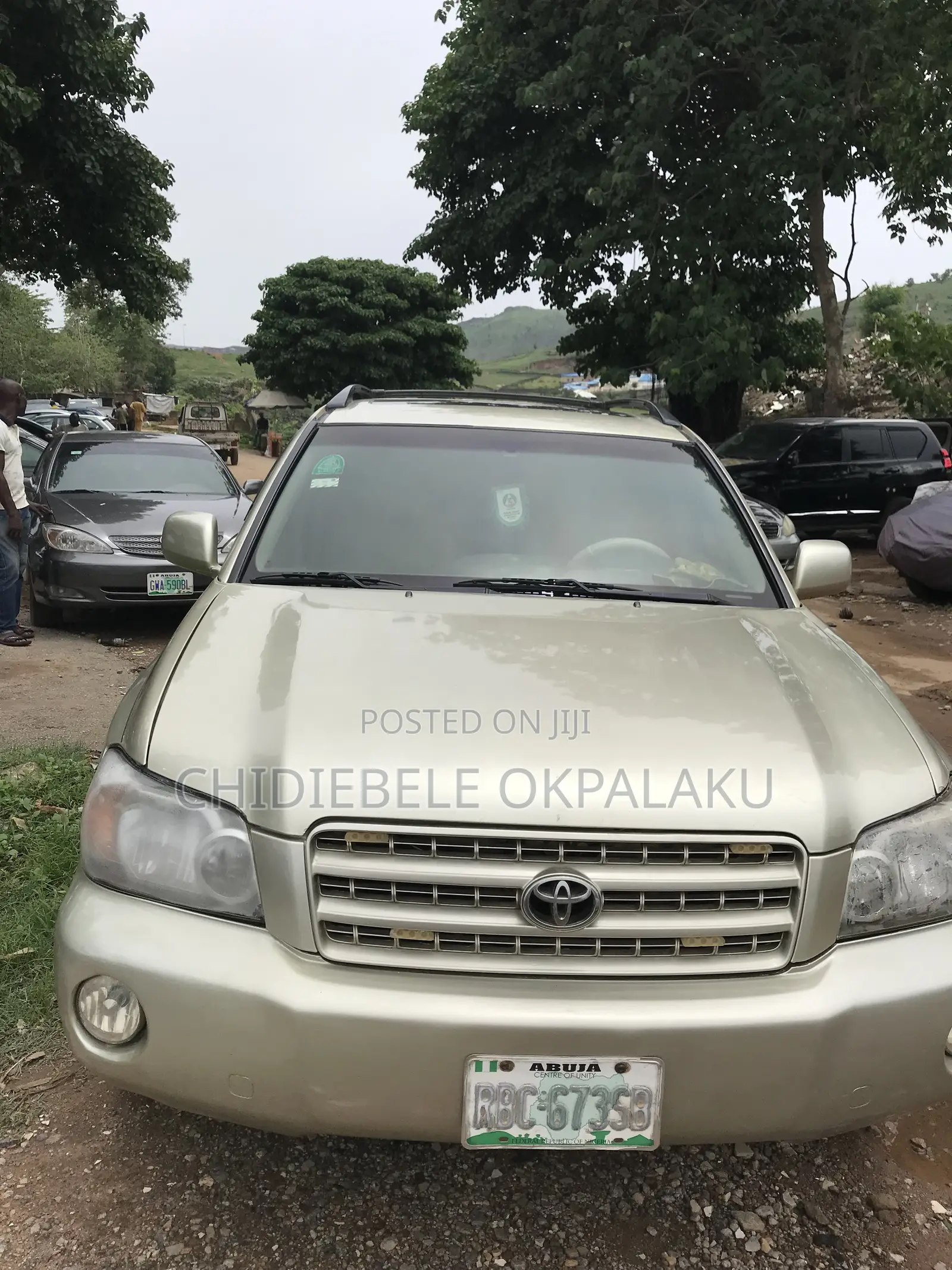 Toyota Highlander 2004 Gold