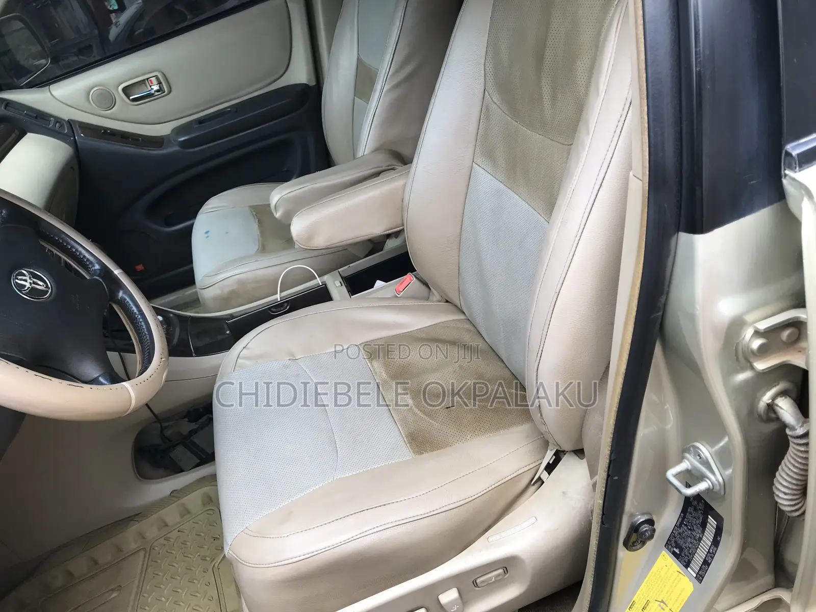 Toyota Highlander 2004 Gold