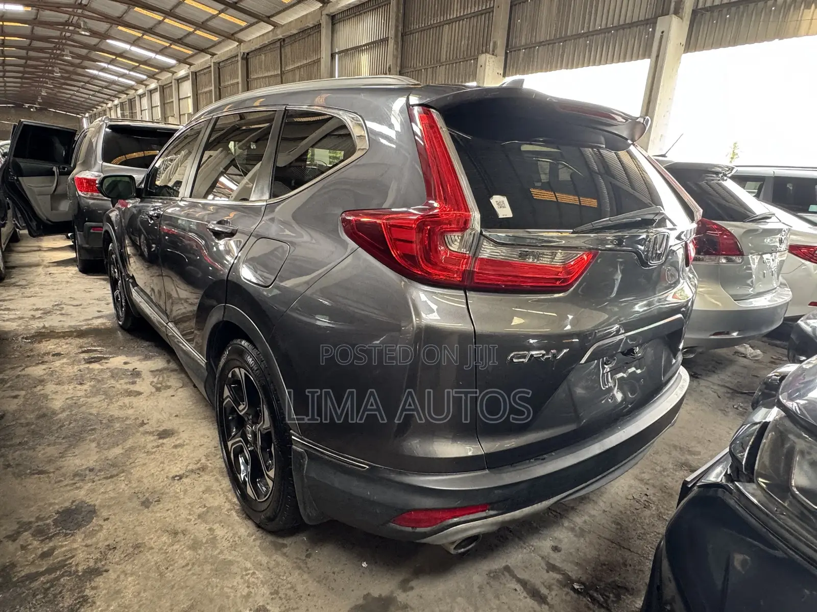 Honda CR-V Touring 4dr SUV (2.4L 4cyl CVT) 2016 Gray