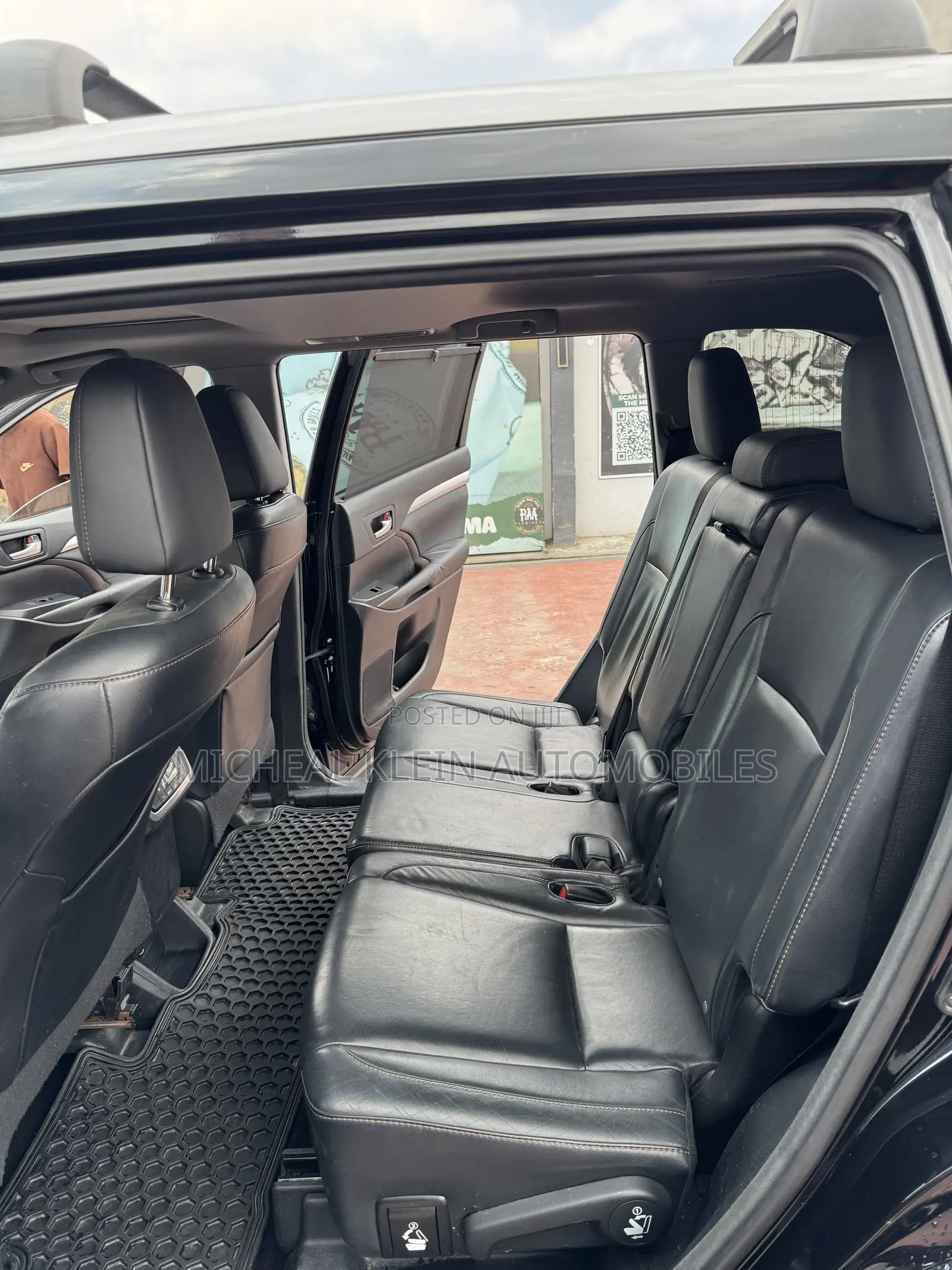Toyota Highlander XLE 4dr SUV AWD (3.5L 6cyl 6A) 2015 Black