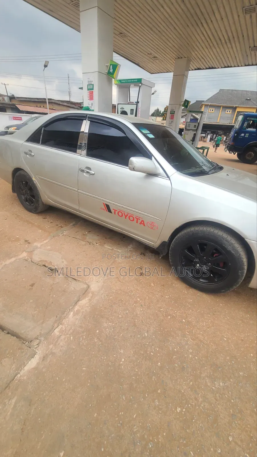 Toyota Camry 2004 Gray