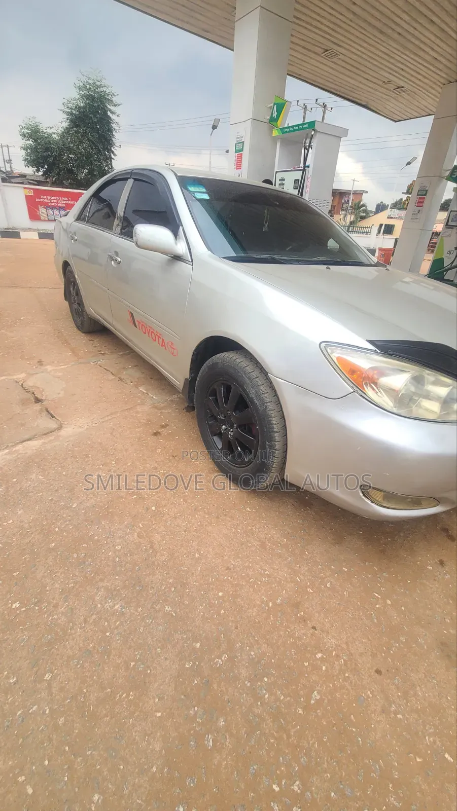 Toyota Camry 2004 Gray