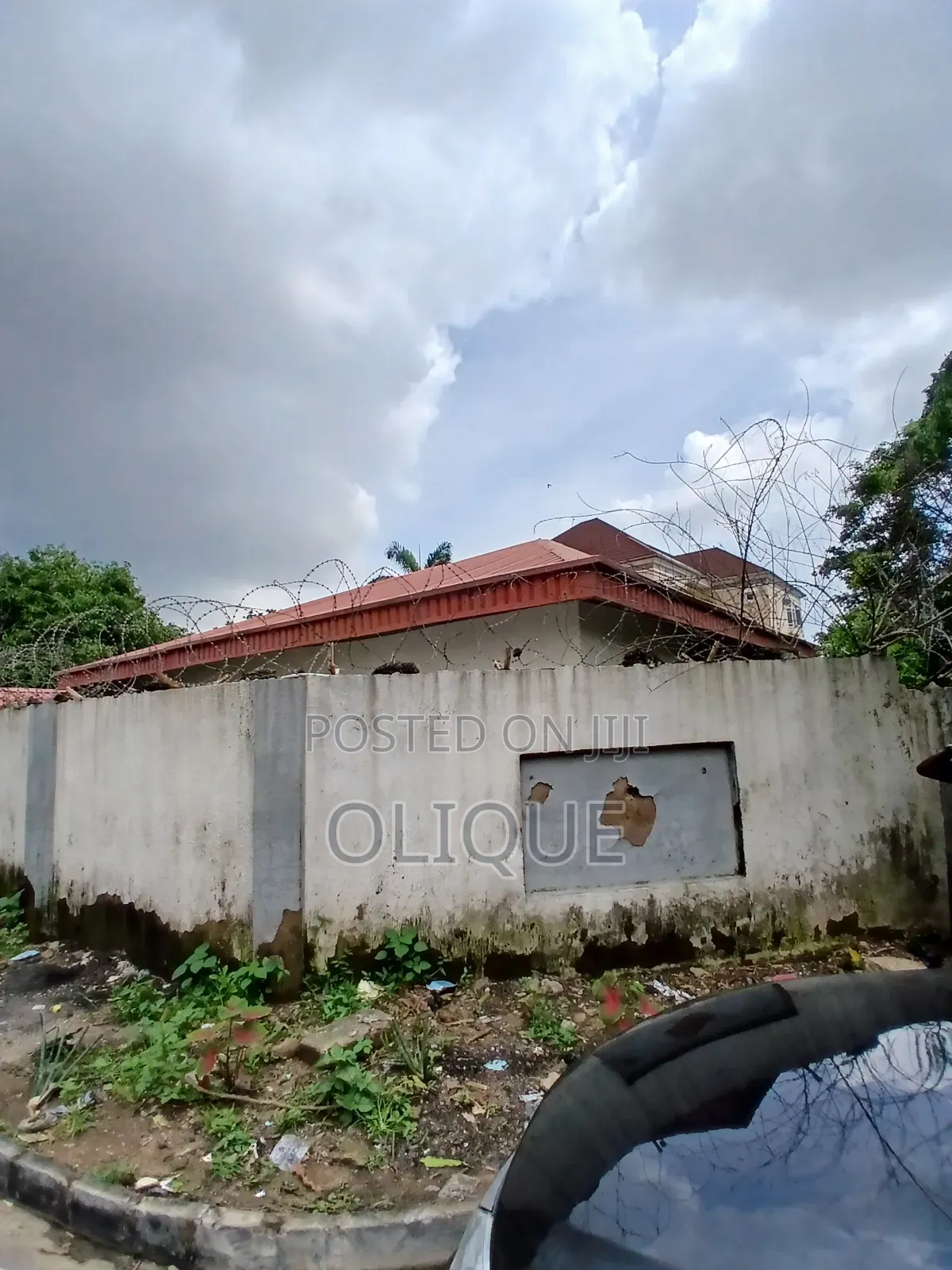 6bdrm Bungalow in Wuse 2 for sale