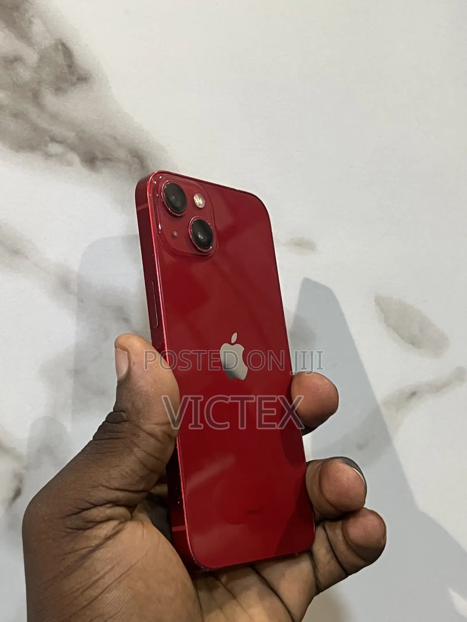 Apple iPhone 13 128 GB Red