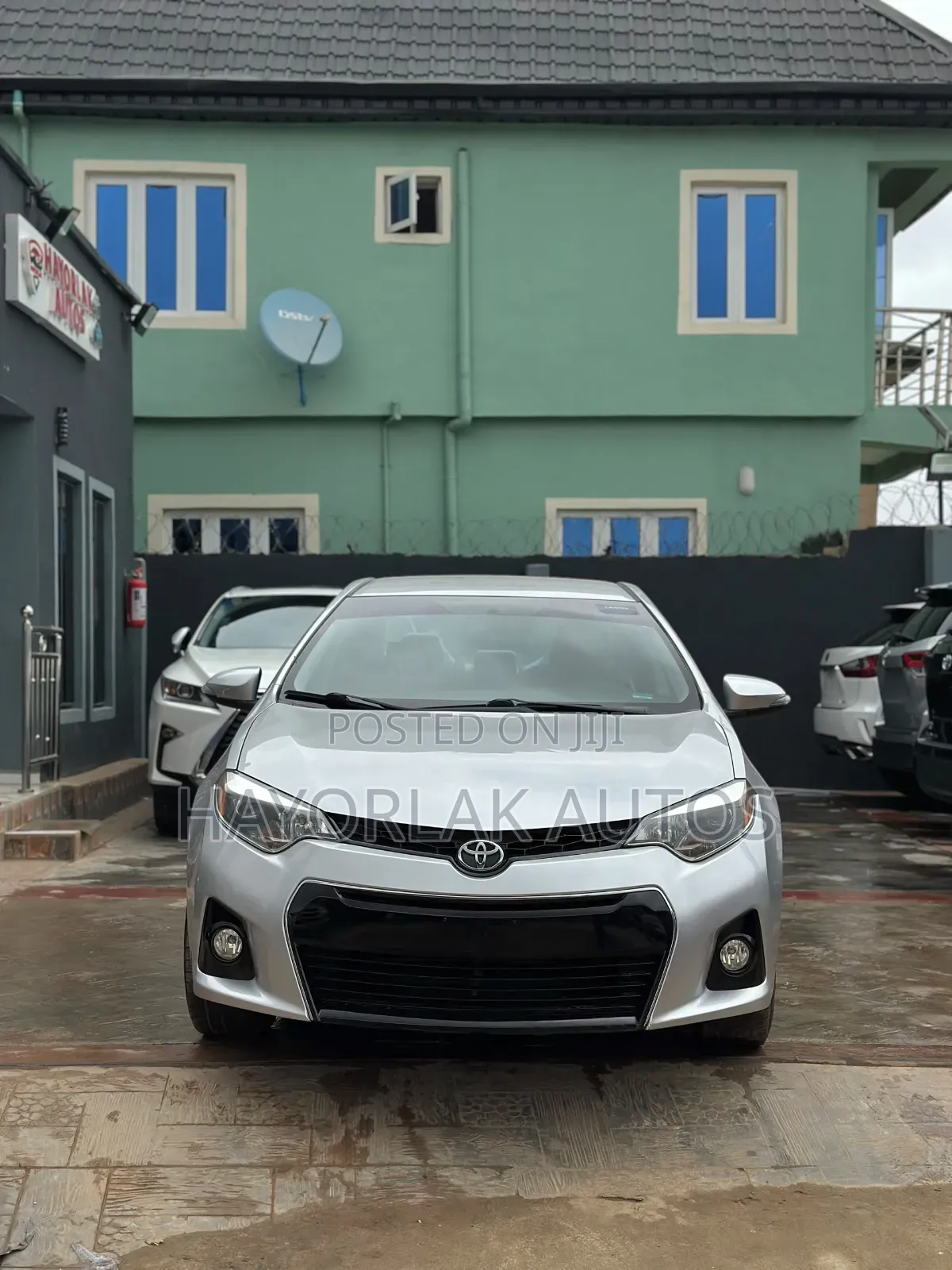 Toyota Corolla S Plus 4dr Sedan (1.8L 4cyl CVT) 2015 Silver