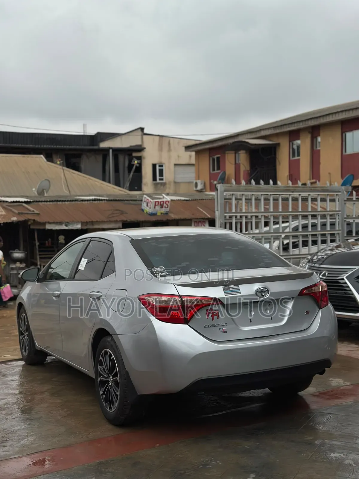 Toyota Corolla S Plus 4dr Sedan (1.8L 4cyl CVT) 2015 Silver