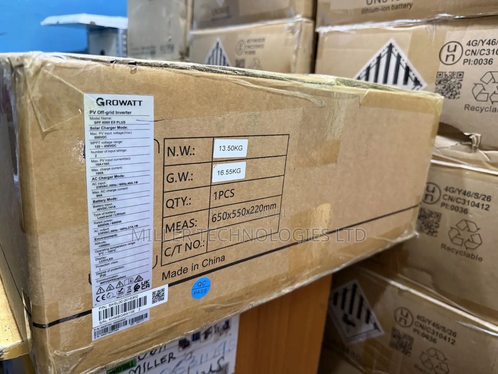 GROWATT 6kVA Hybrid Solar Inverter (SPF 6000 ES PLUS)