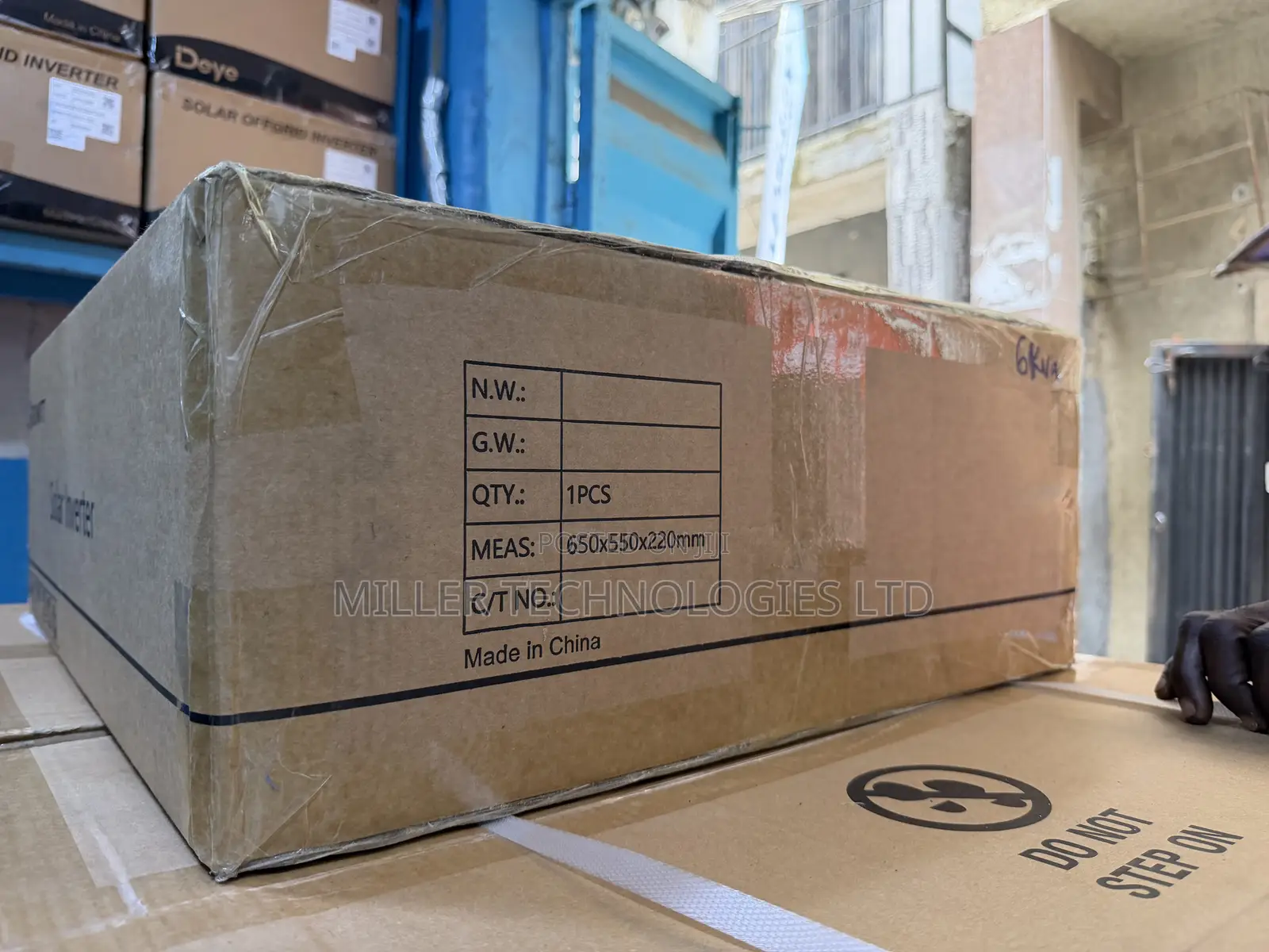 Original GROWATT SPF 6000 ES PLUS 6kVA Hybrid Inverter