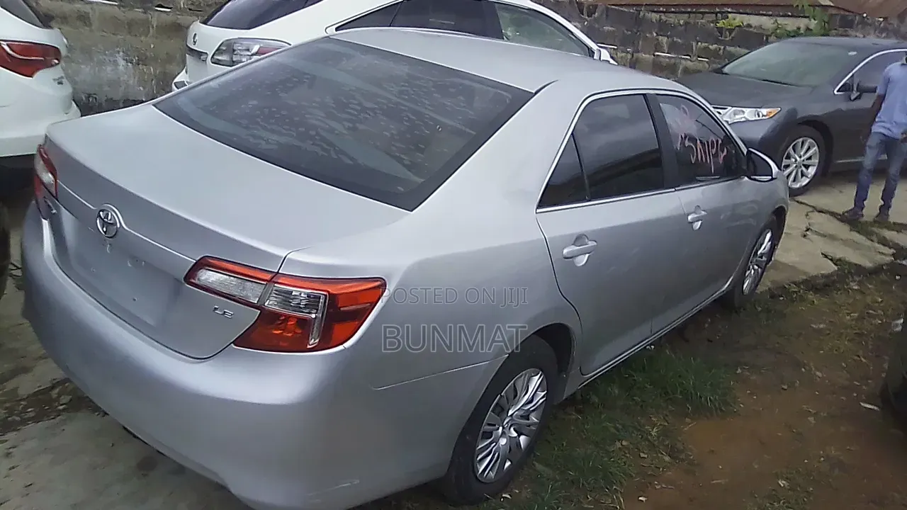 Toyota Camry 2013 Silver