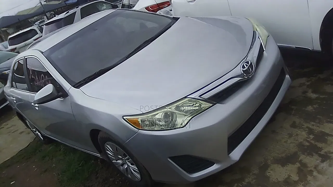 Toyota Camry 2013 Silver