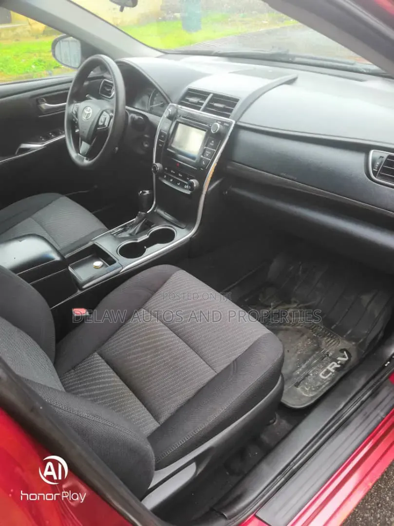 Toyota Camry 2016 Red