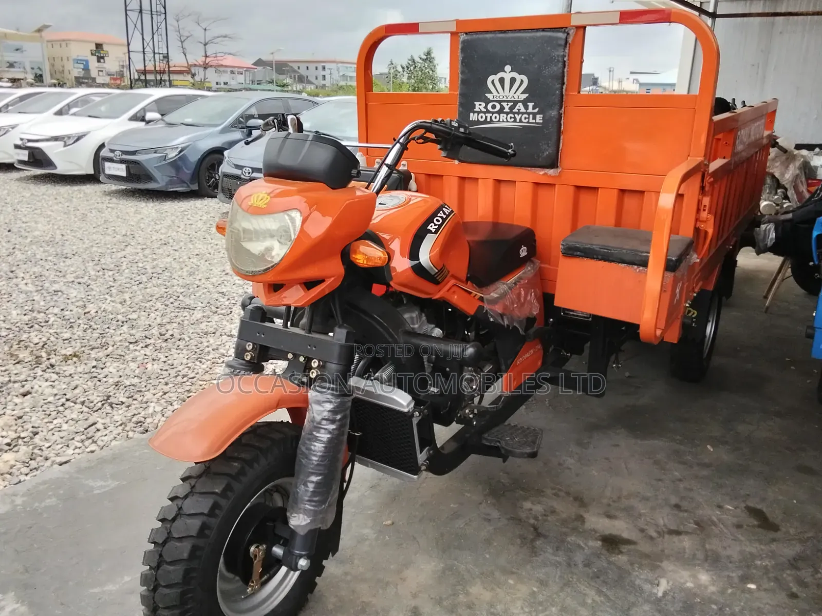 New Royal Motorcycle 2025 Orange