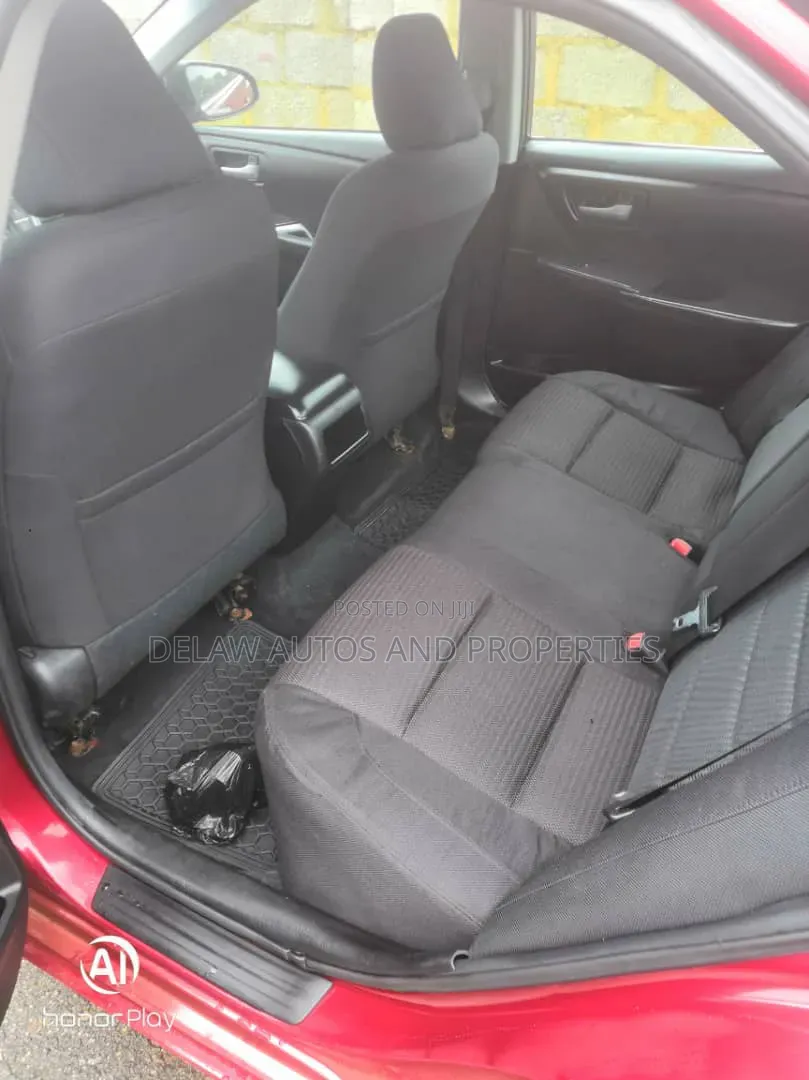 Toyota Camry 2016 Red