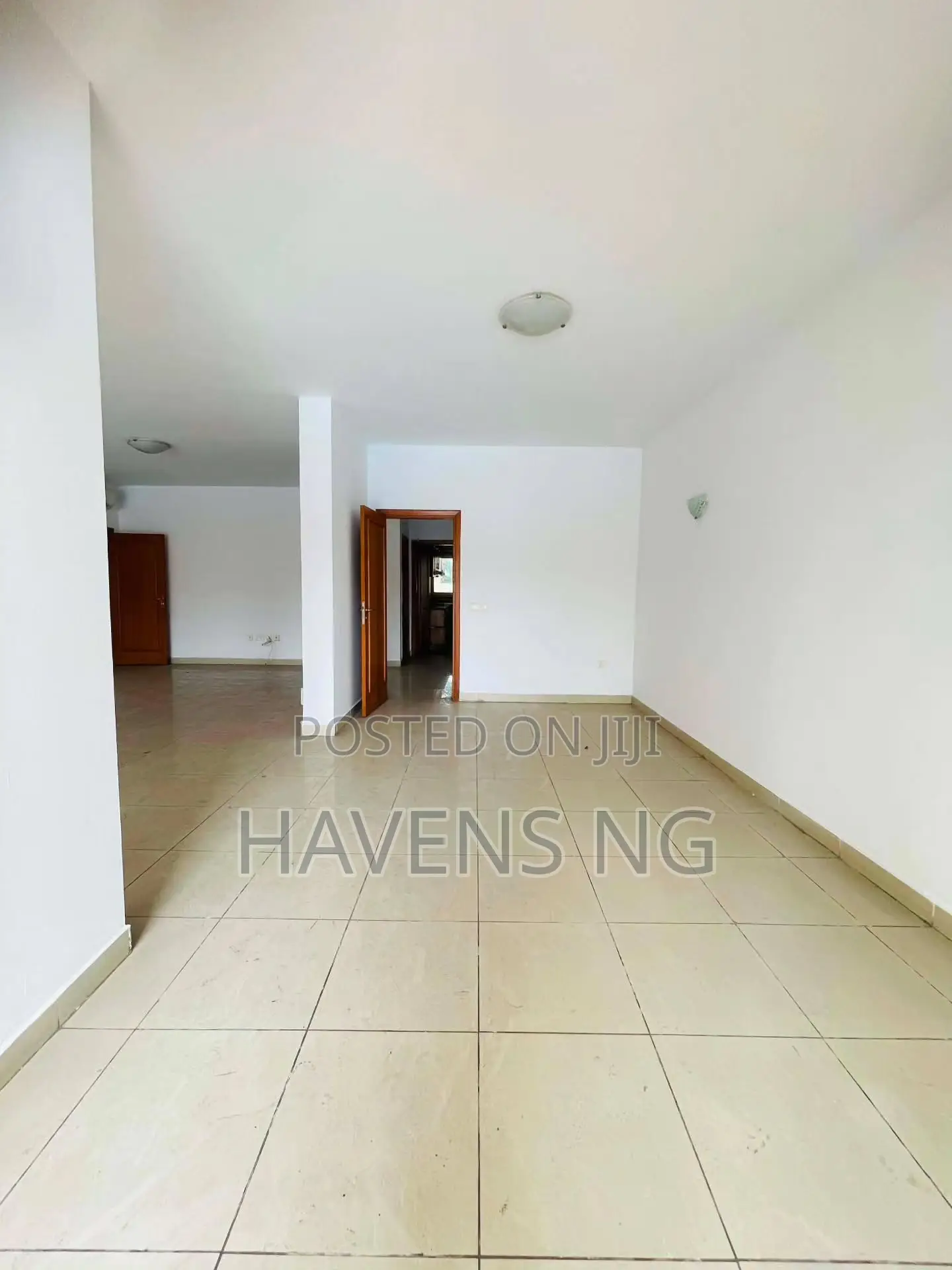 3bdrm Apartment in Osborne Foreshore Estate for sale