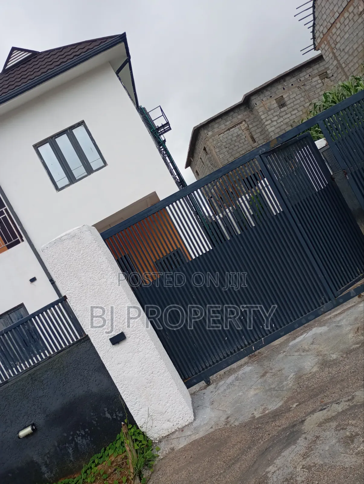 3bdrm Duplex in F O 1, Kubwa for rent