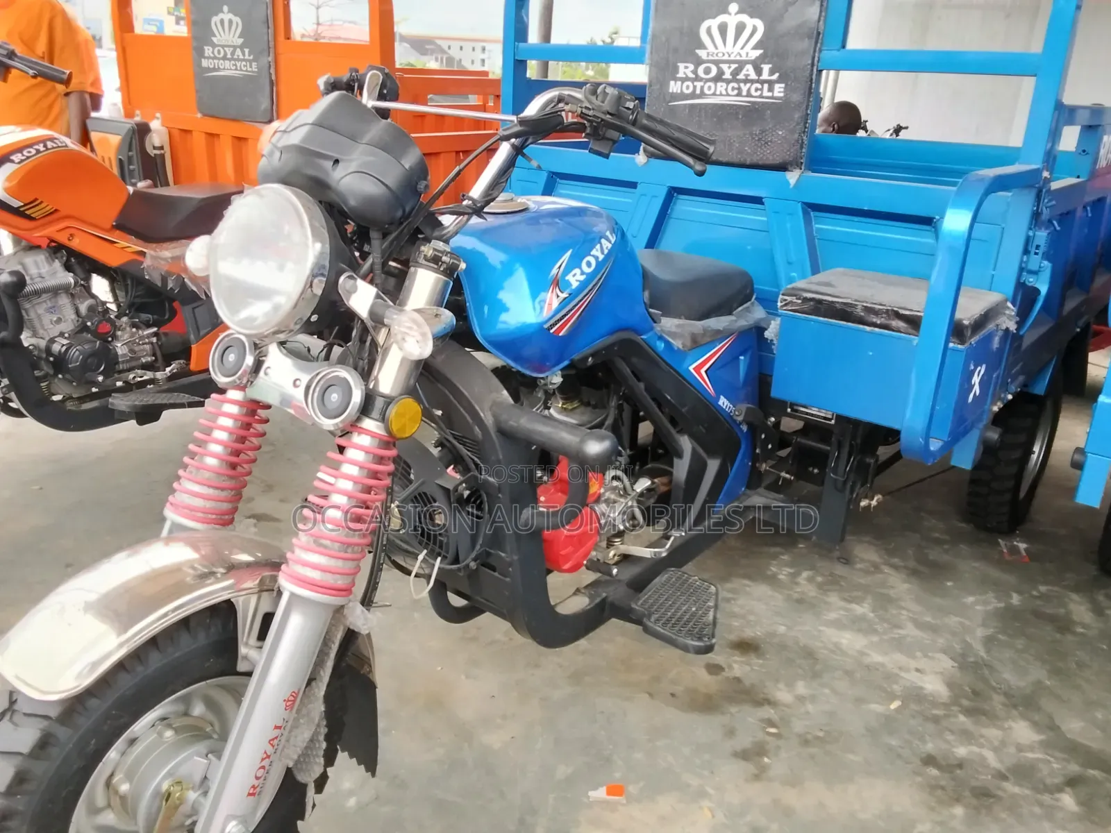 New Royal Motorcycle 2025 Blue