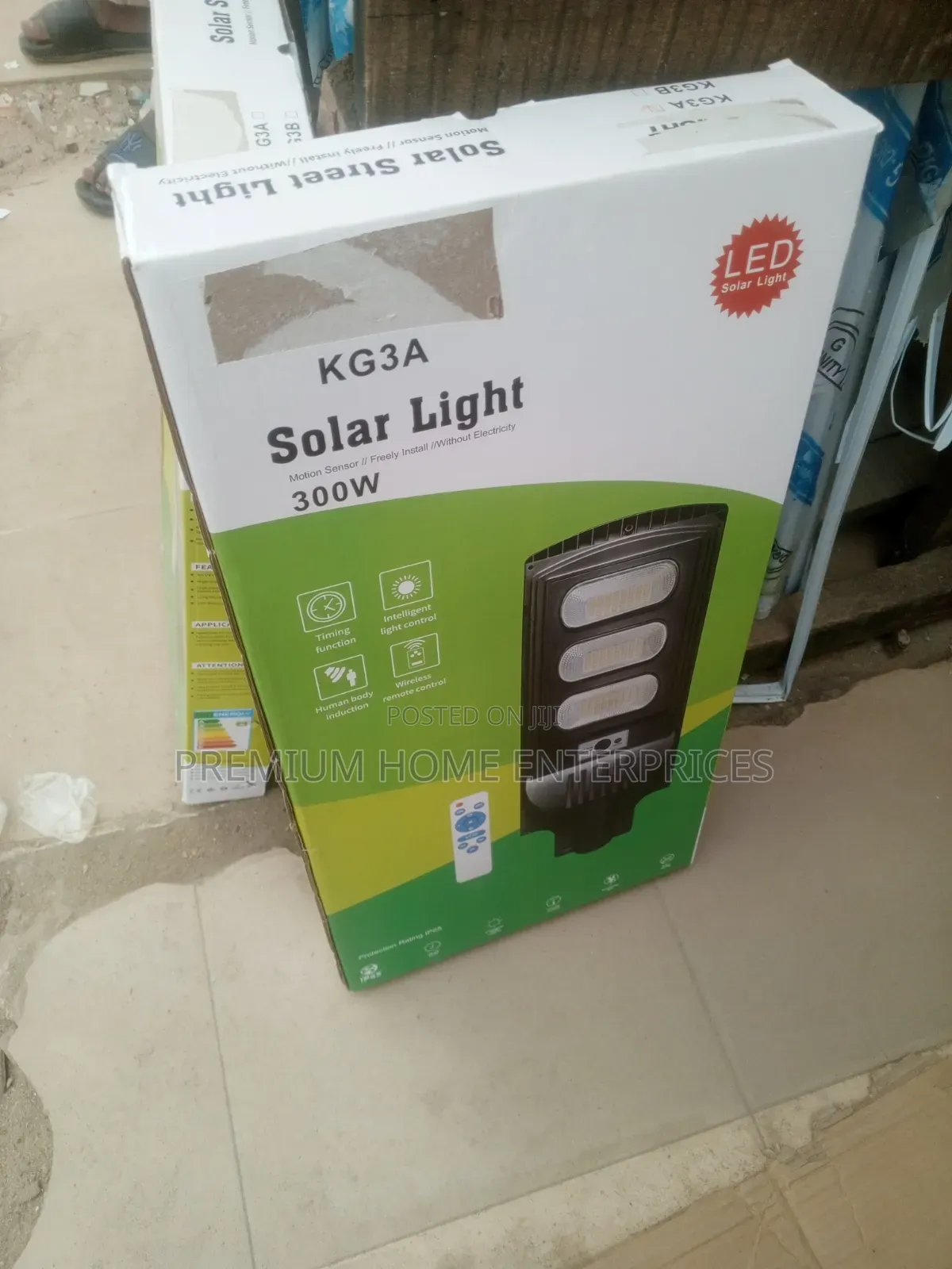 Solar Street Light With Pole 300 Watts