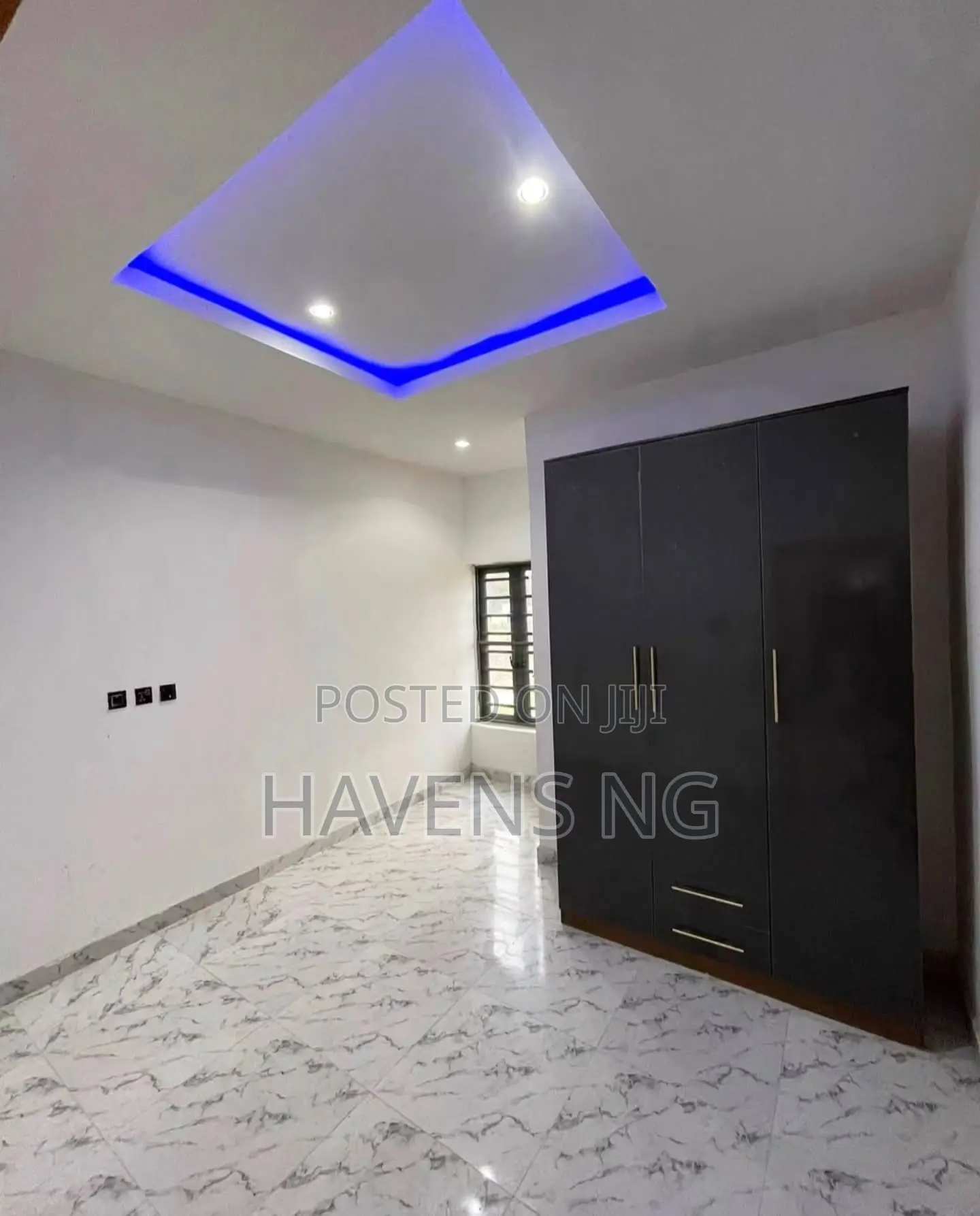 4bdrm Duplex in Lekki Phase 2 for sale